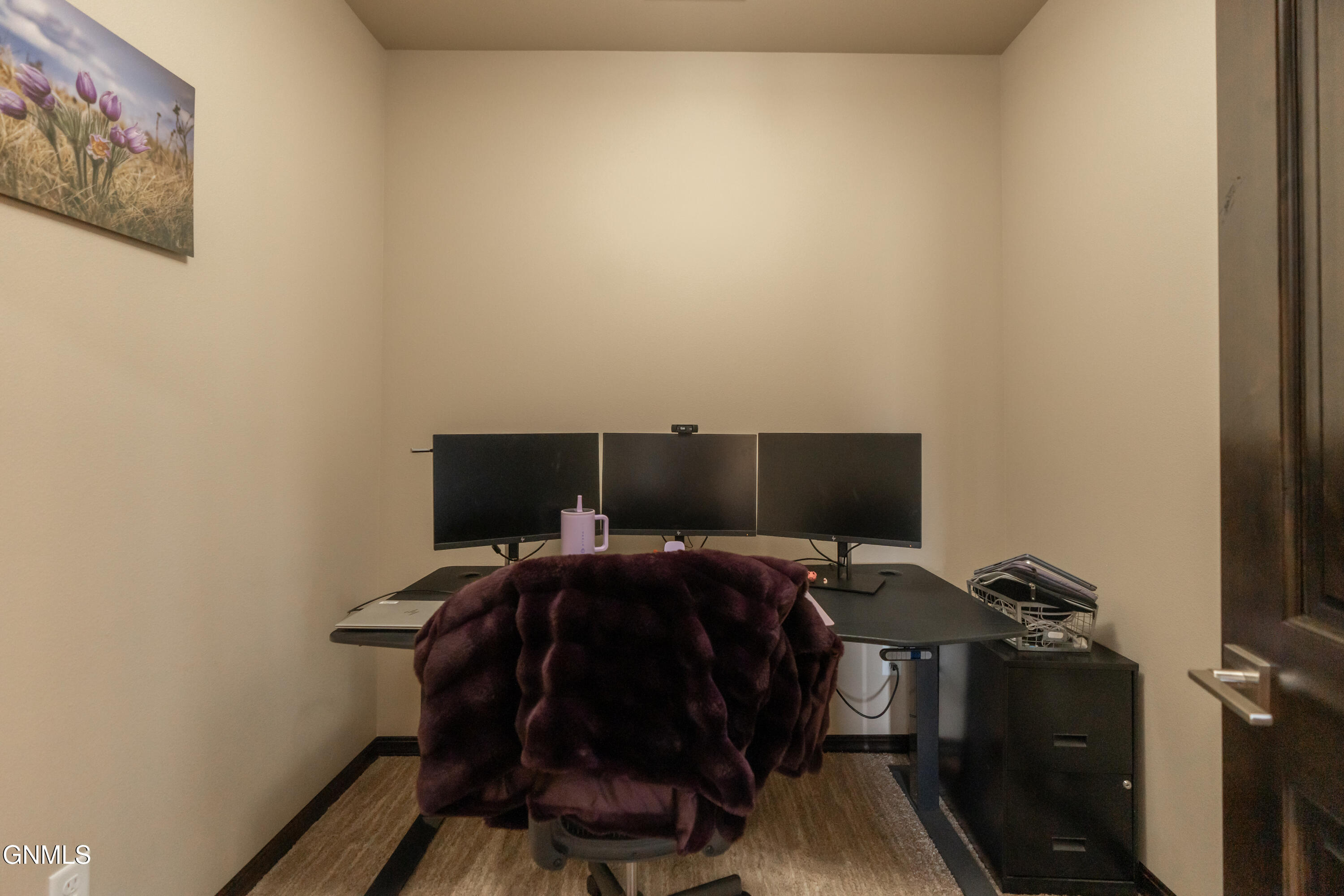 property viewer photo 36