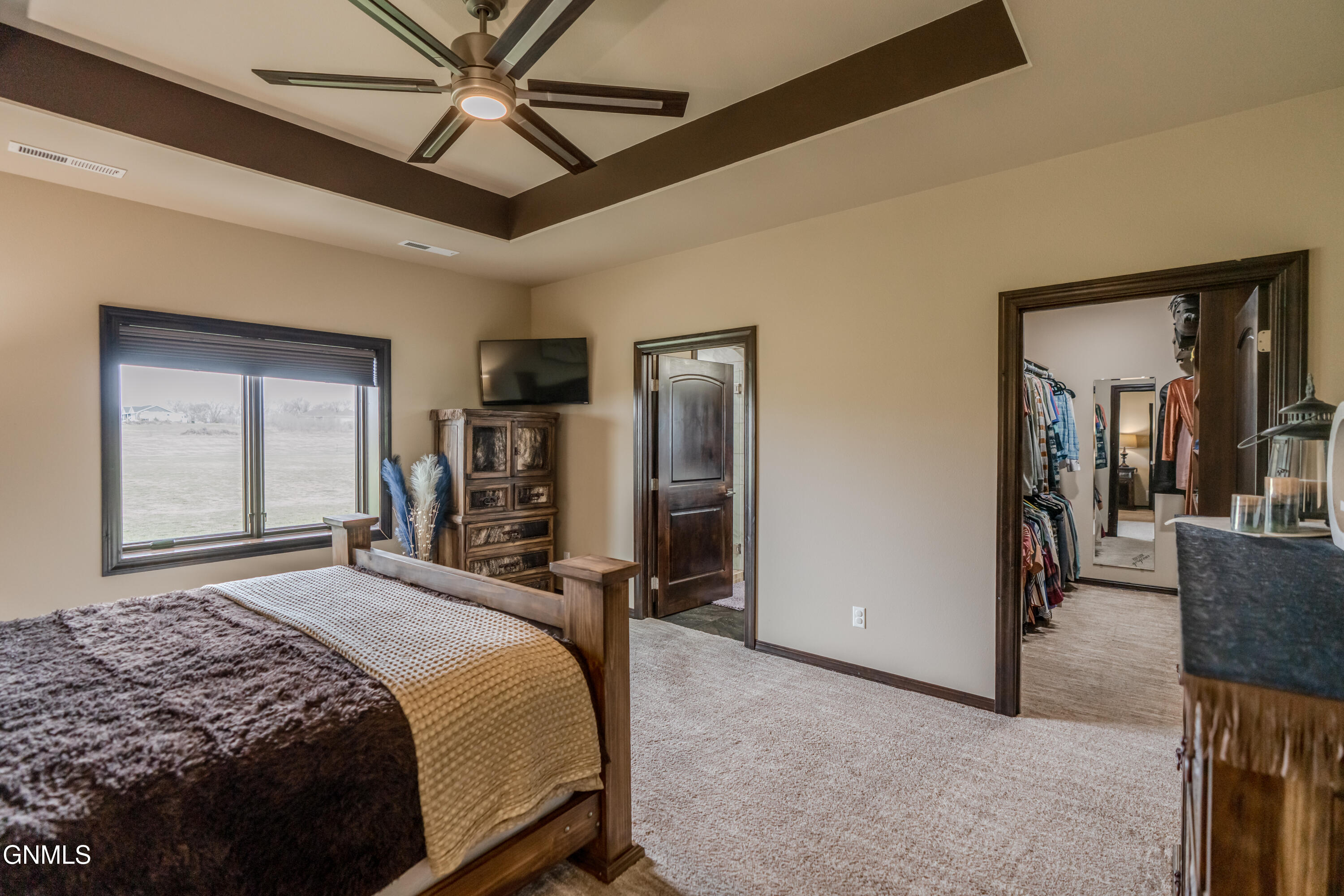 property viewer photo 38