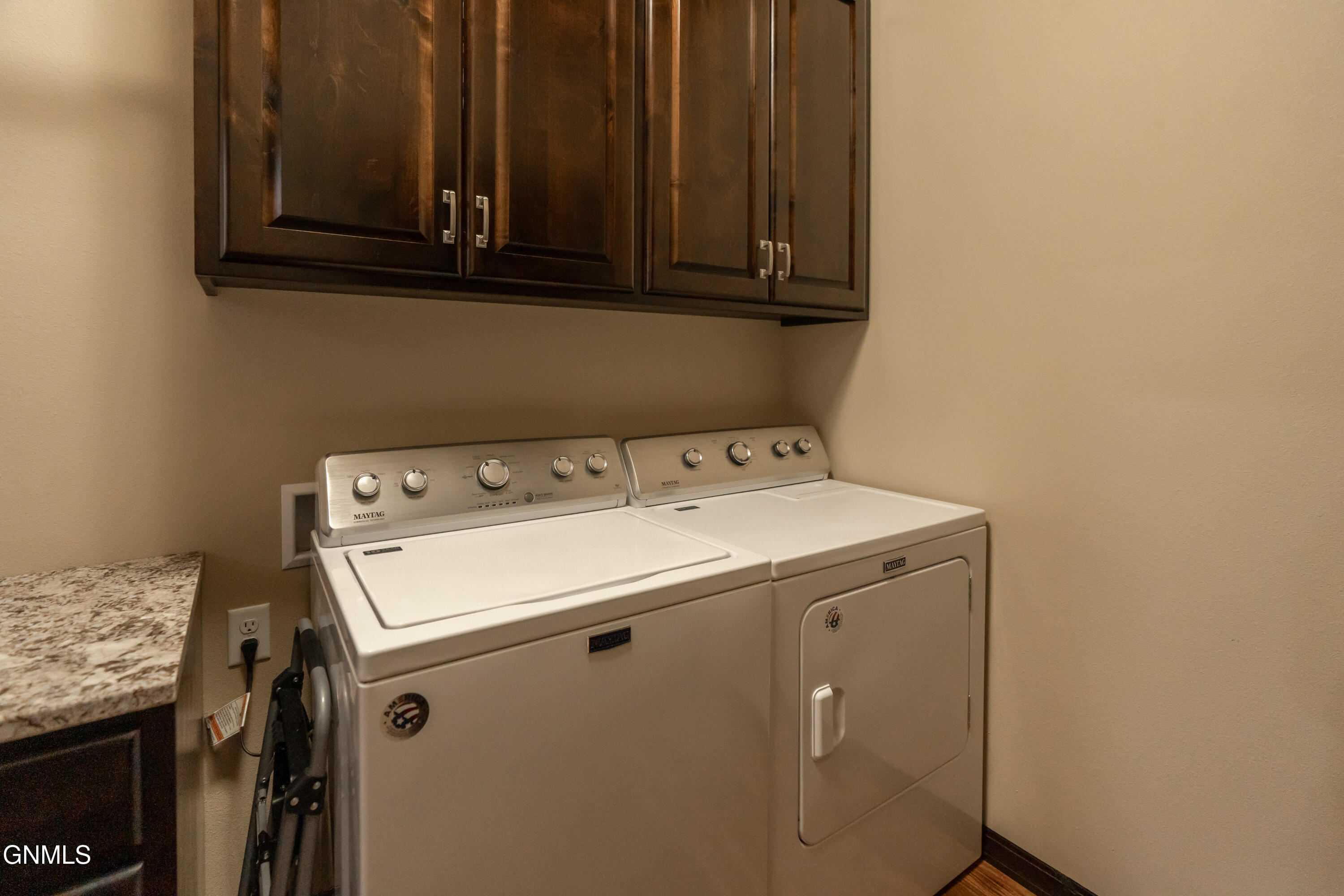 property viewer photo 51