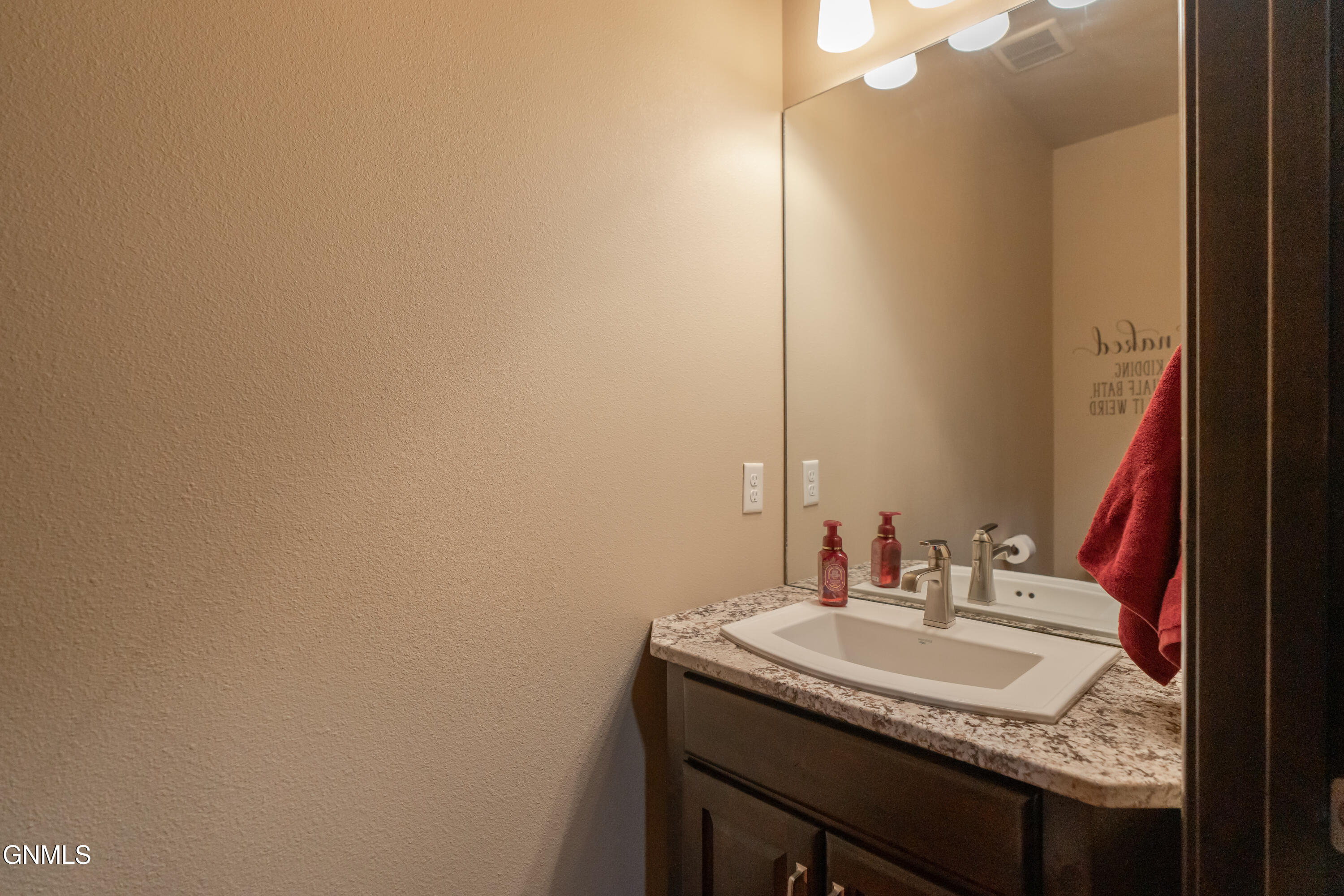 property viewer photo 57