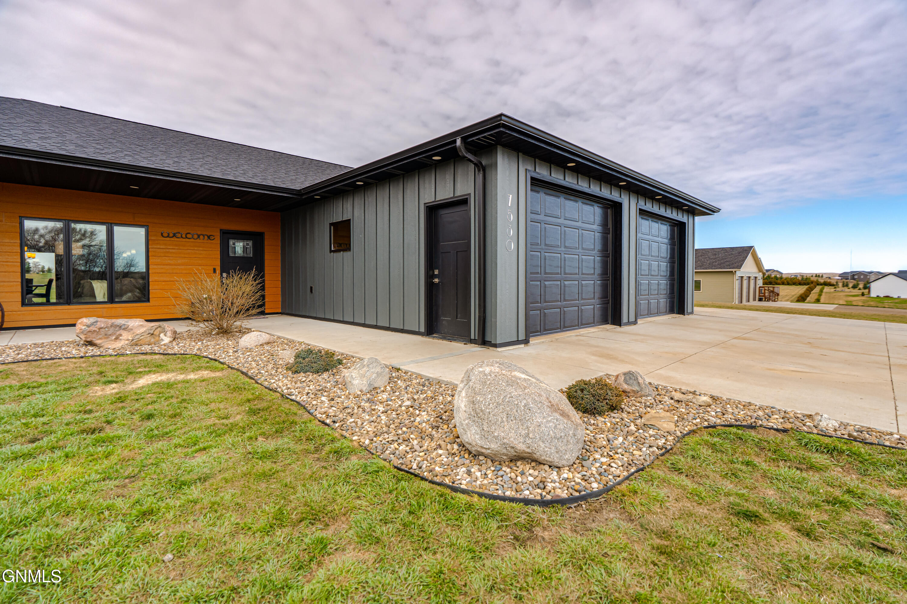 property viewer photo 70