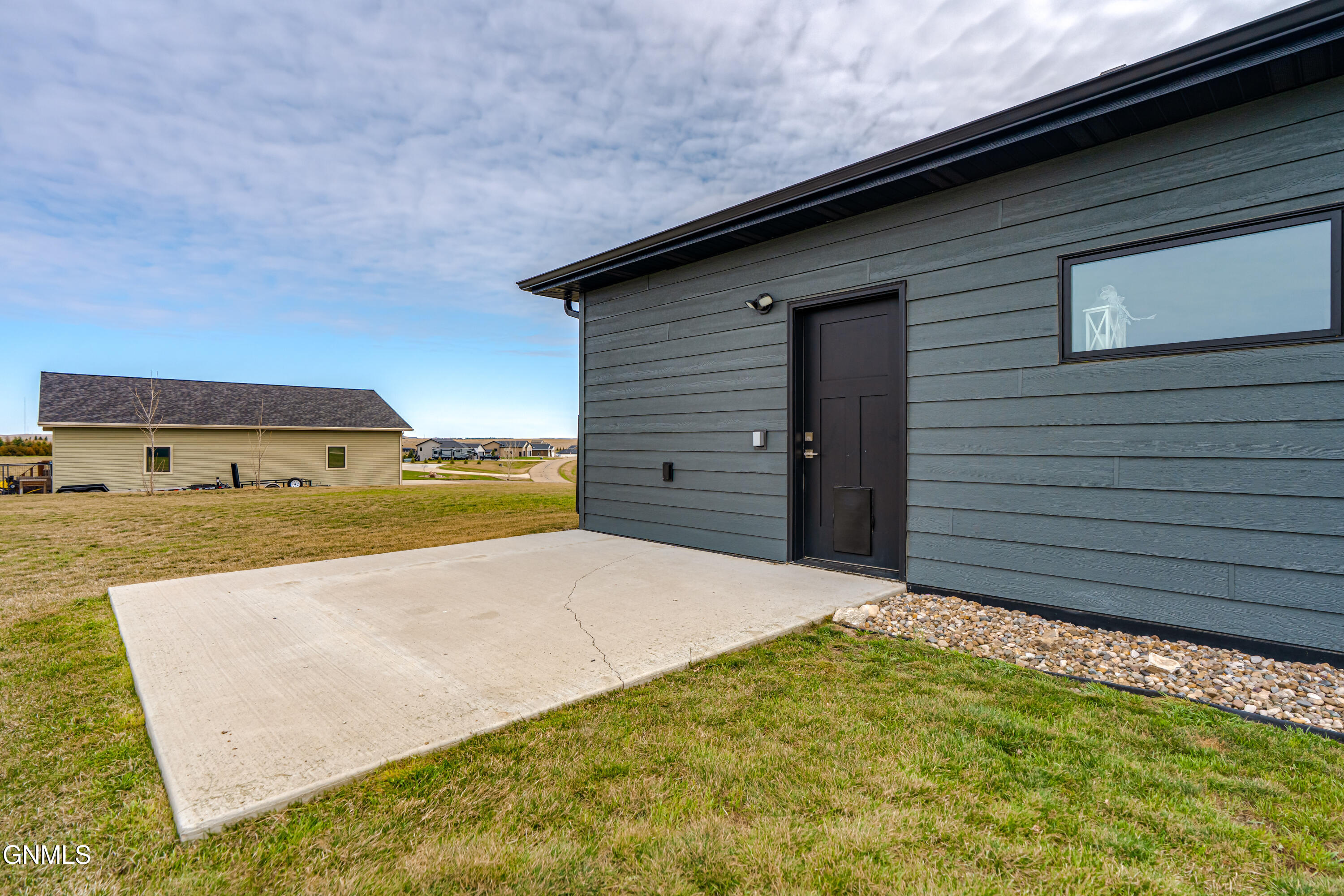 property viewer photo 77