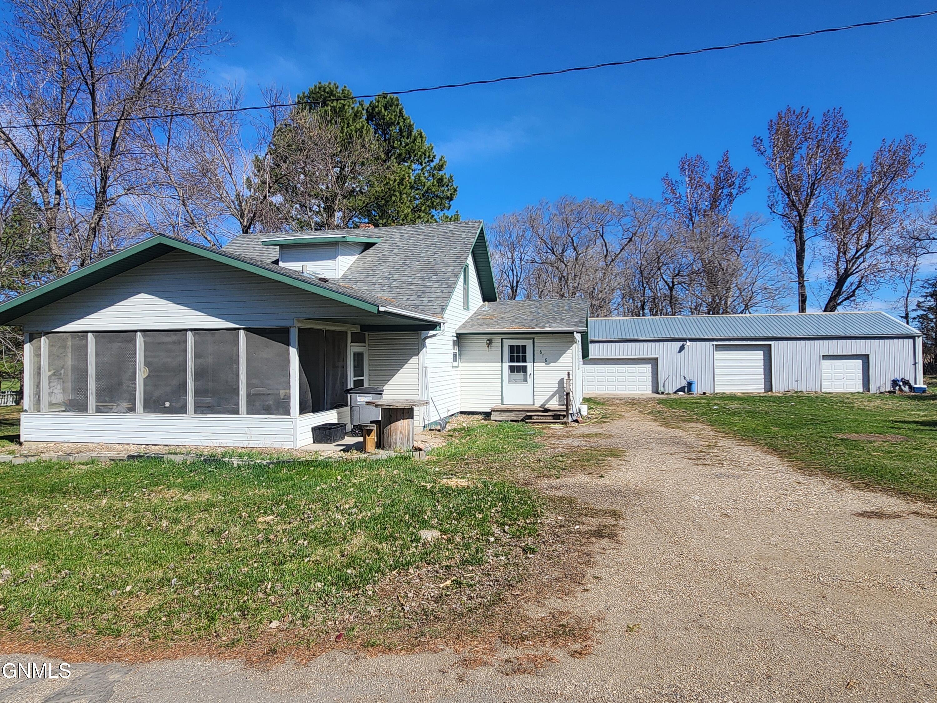 main property photo 2