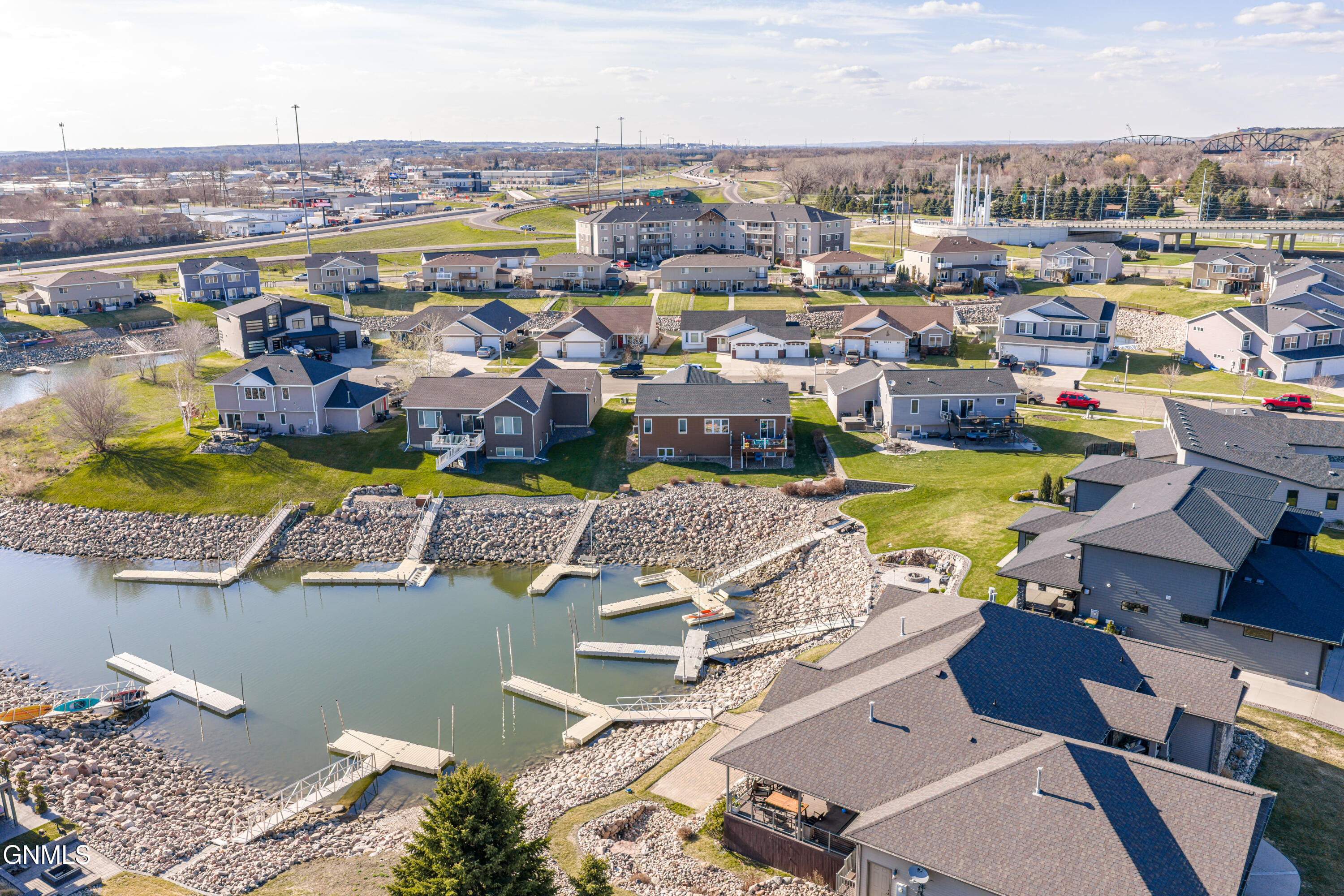 main property photo 79