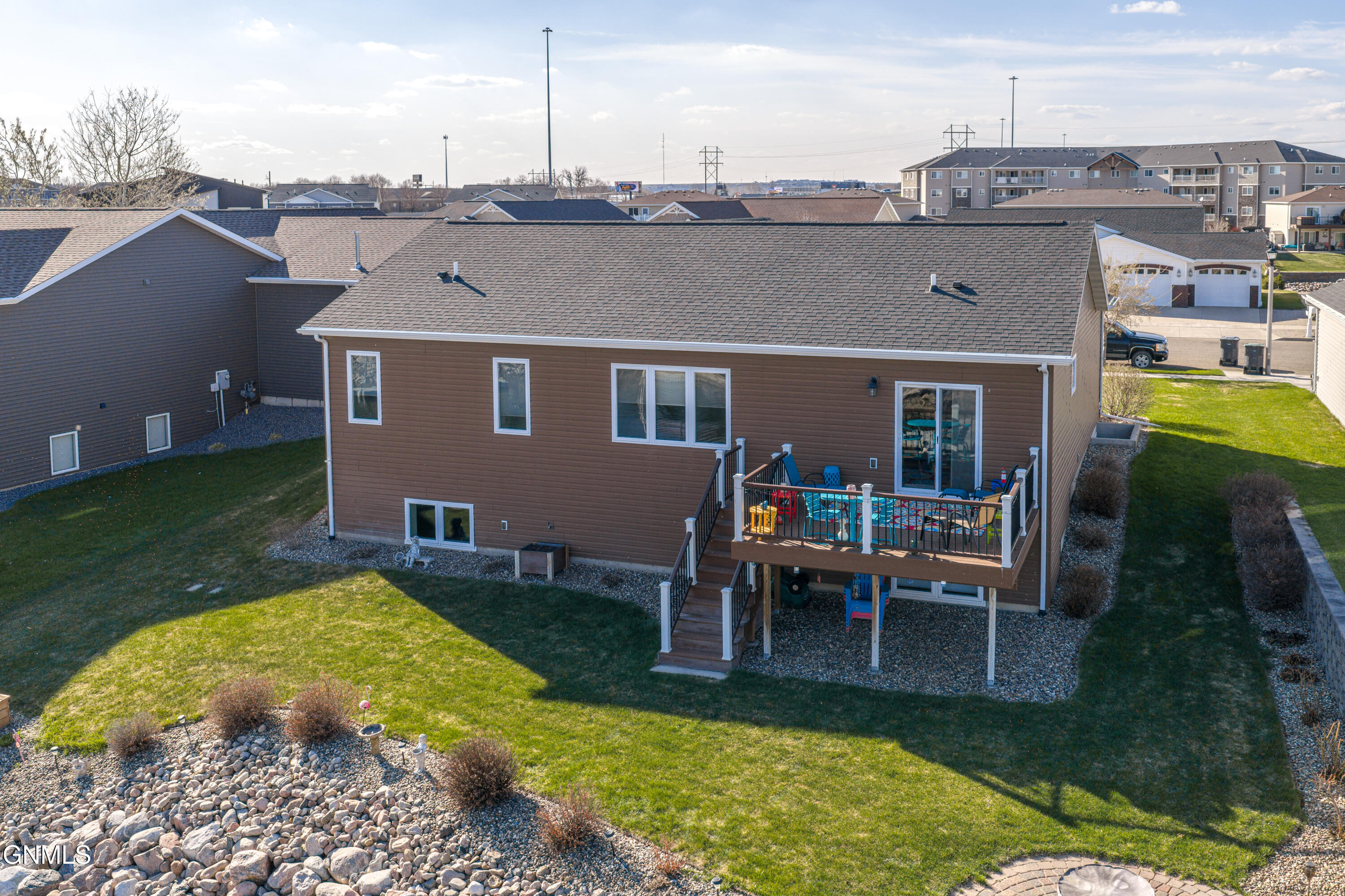 main property photo 84
