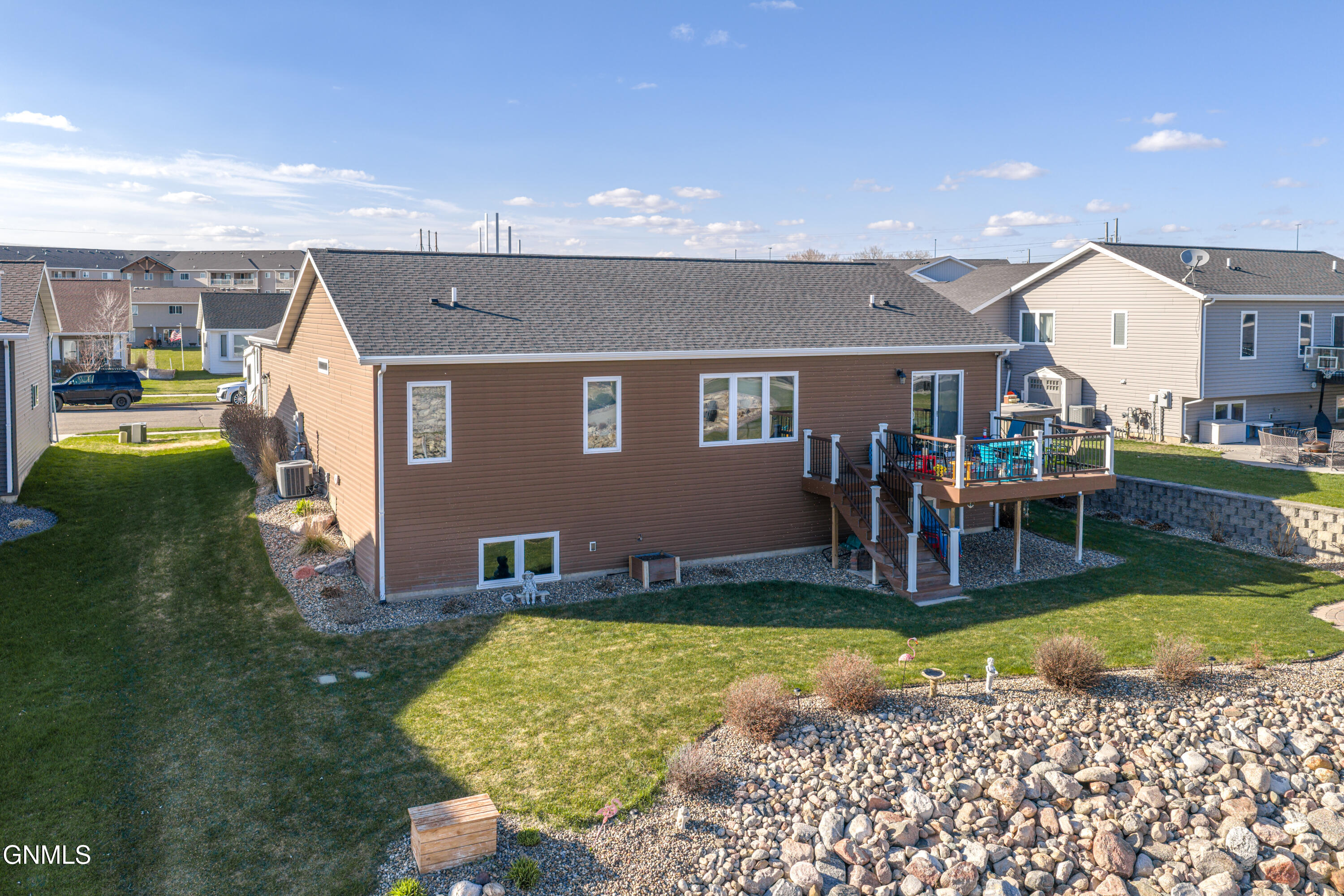 main property photo 86