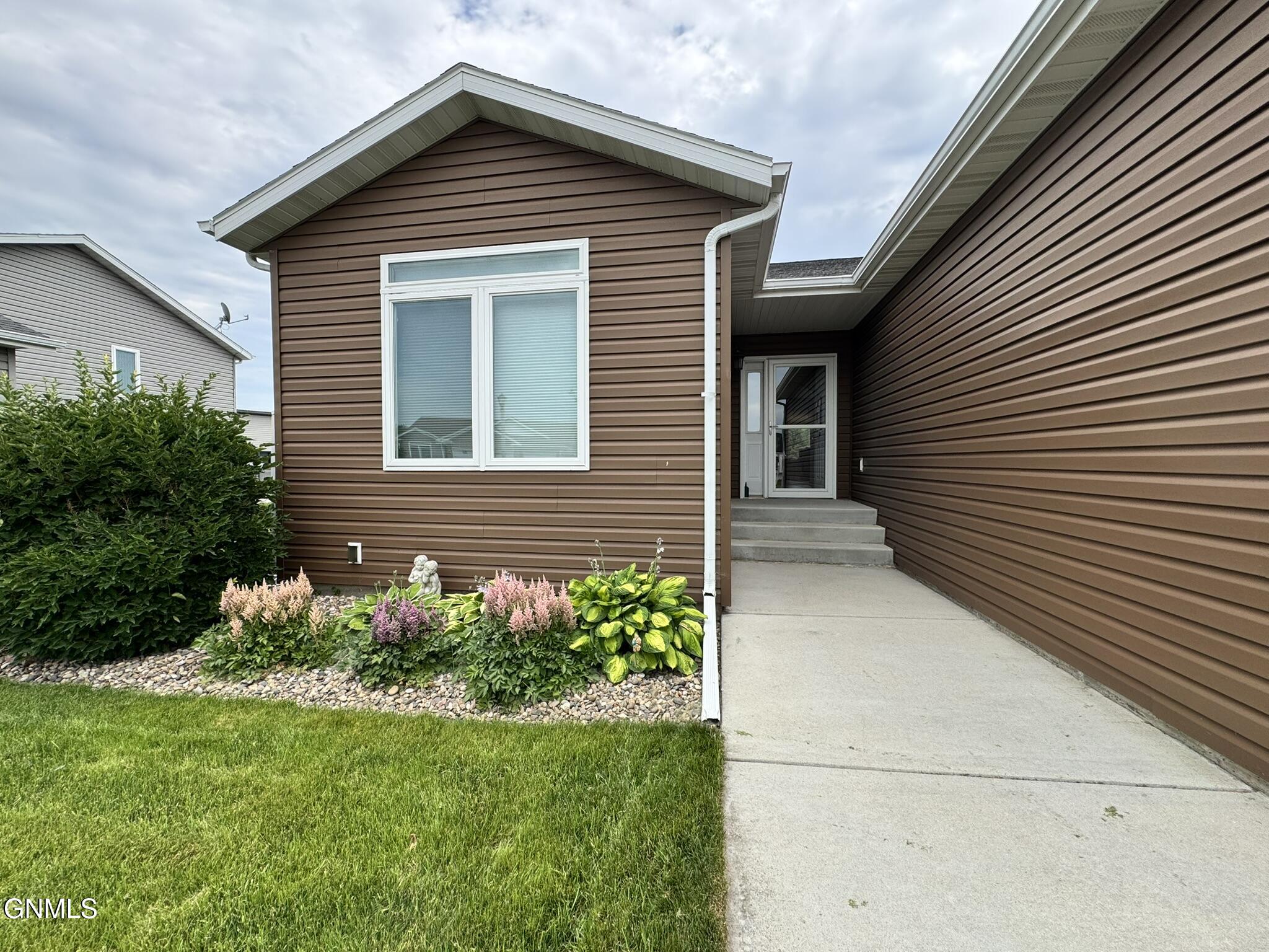 main property photo 91