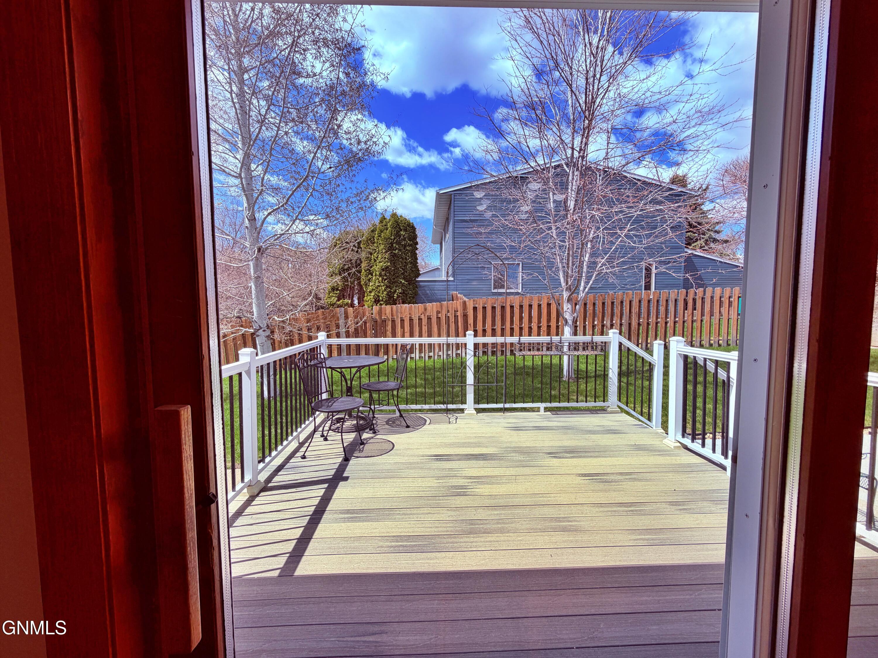 property viewer photo 13