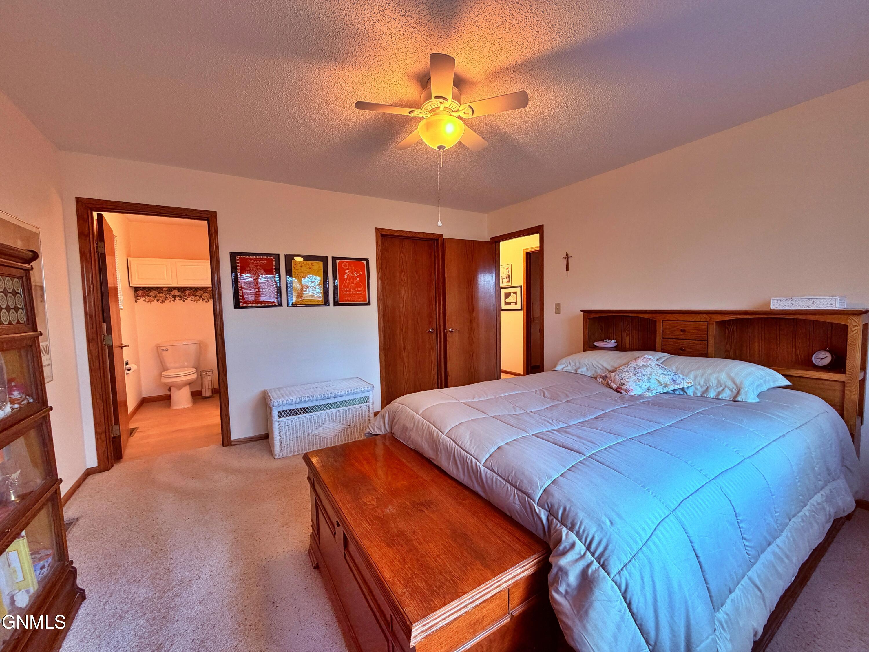 property viewer photo 18