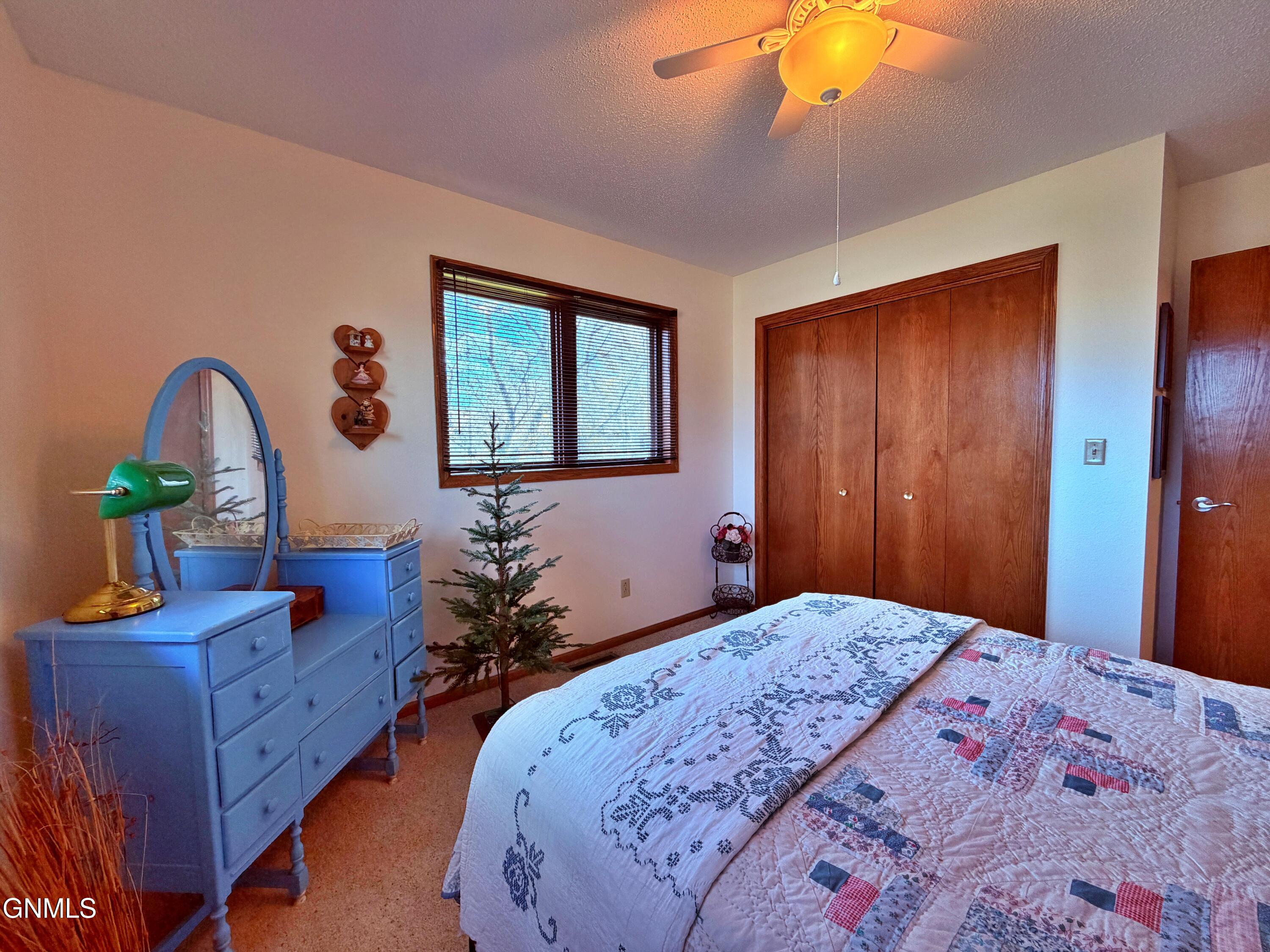 property viewer photo 23
