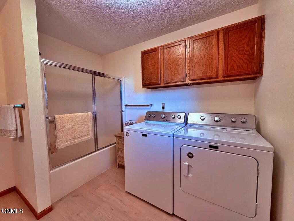 property viewer photo 25