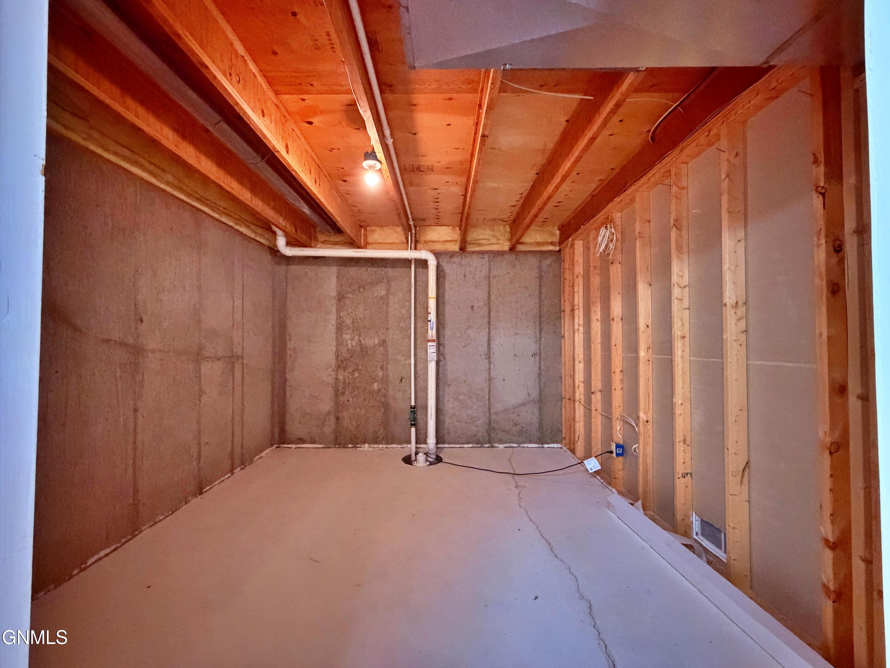 property viewer photo 41