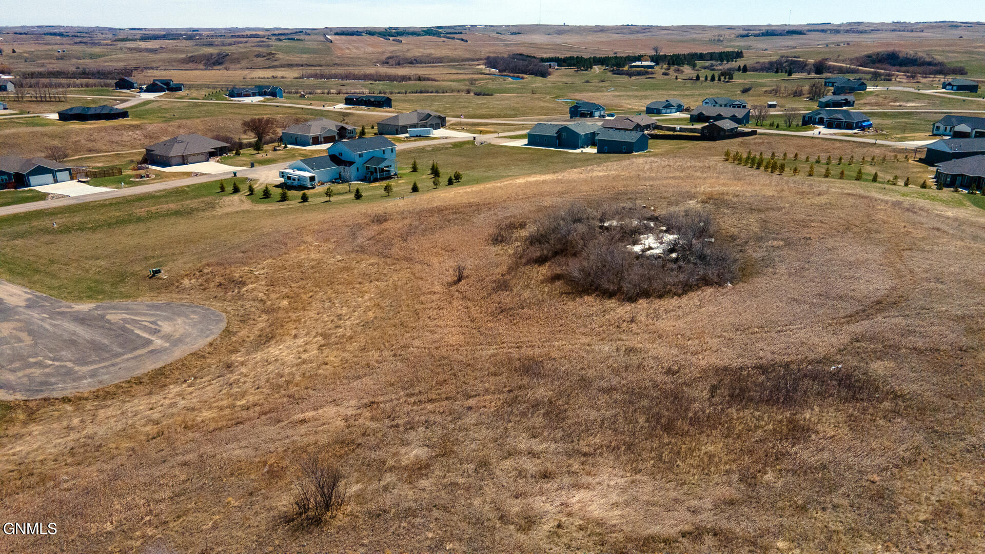 main property photo 14