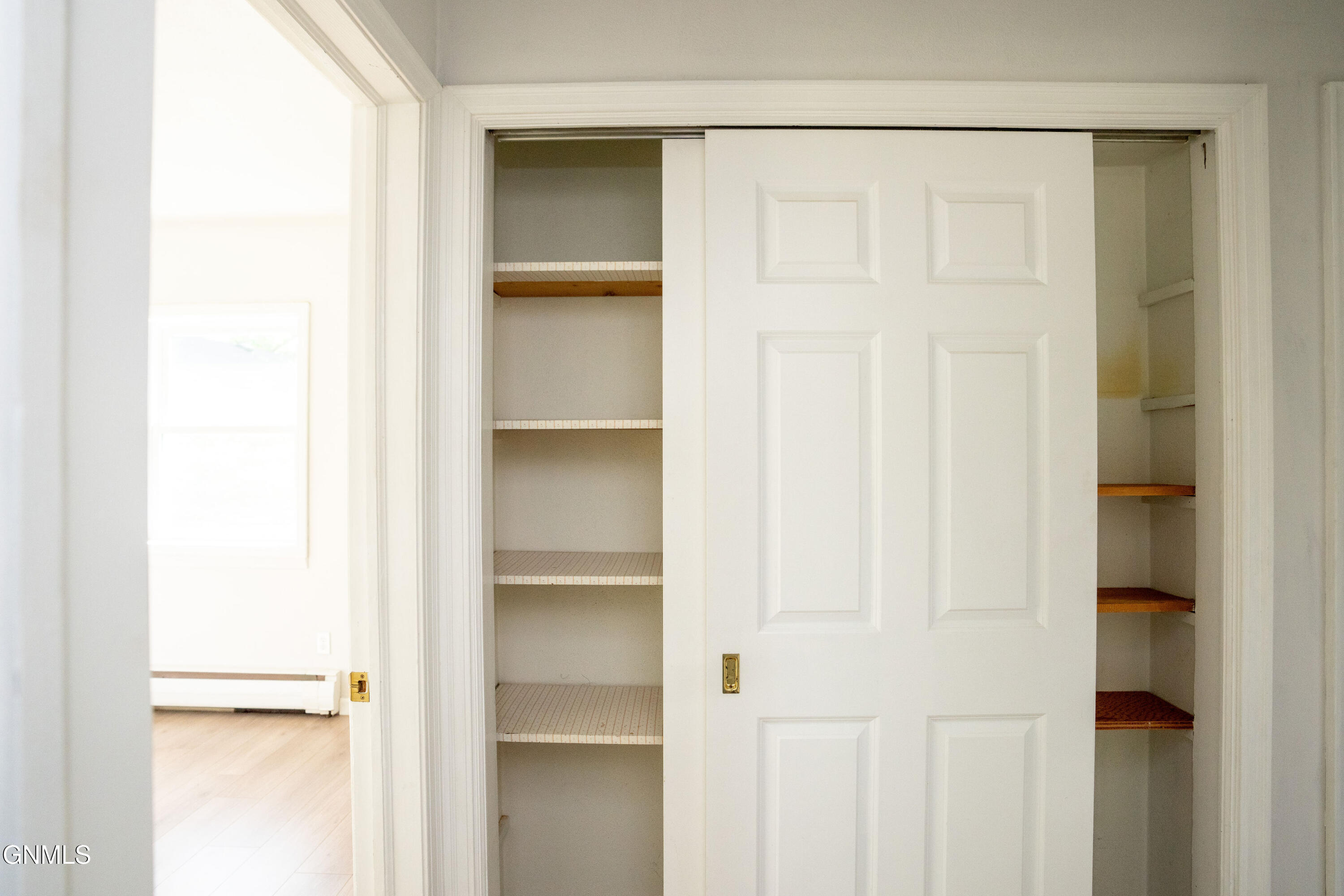 property viewer photo 19