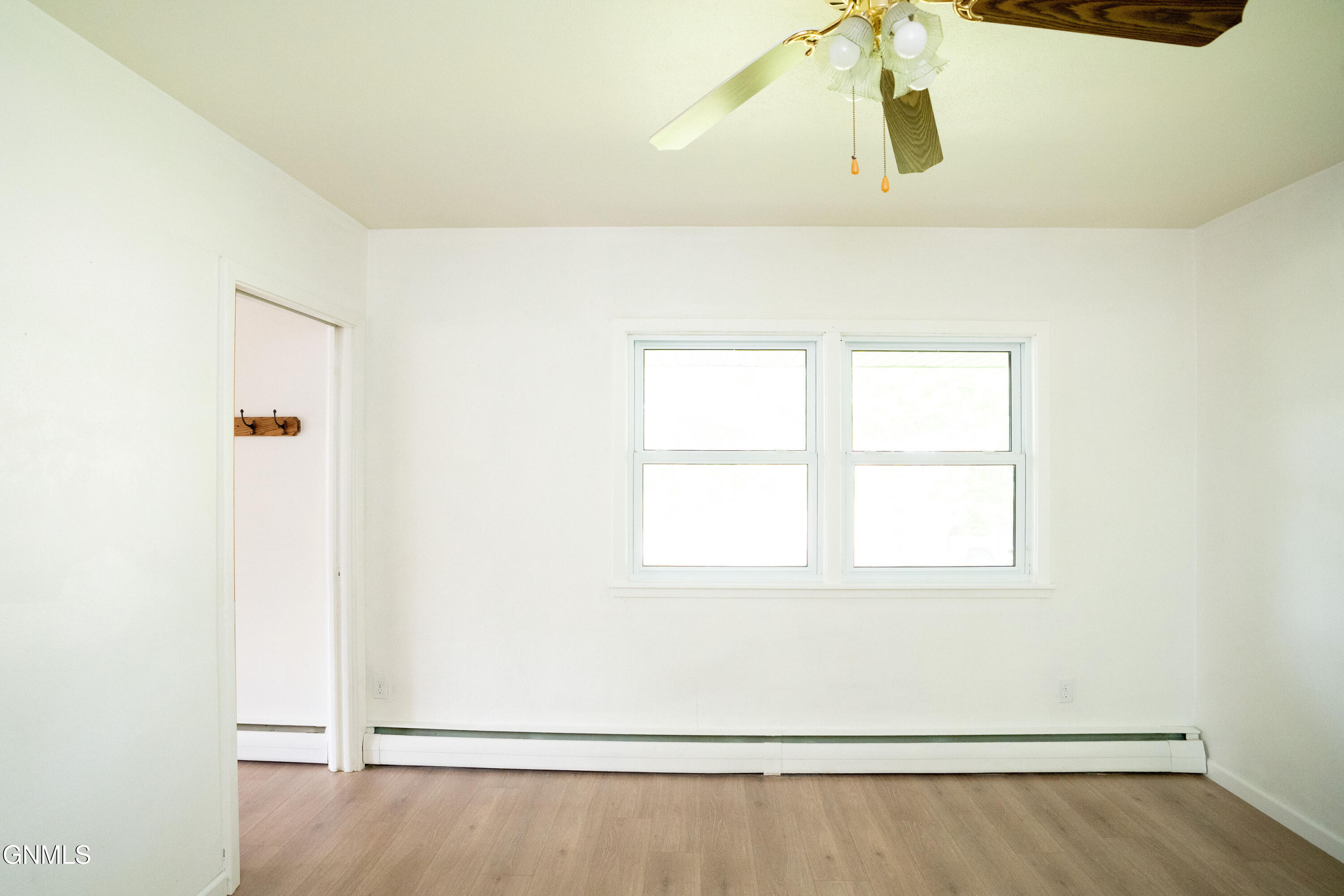 property viewer photo 21