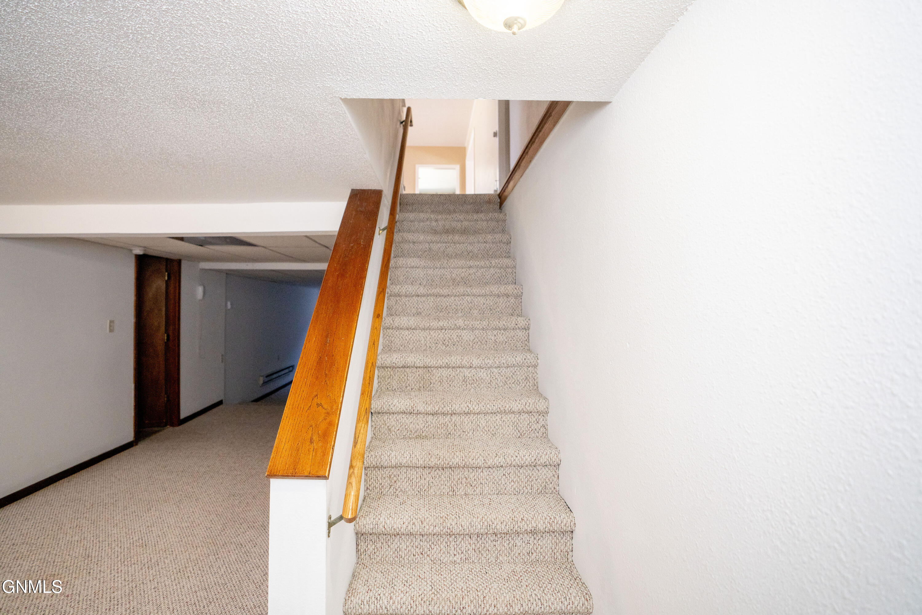 property viewer photo 30