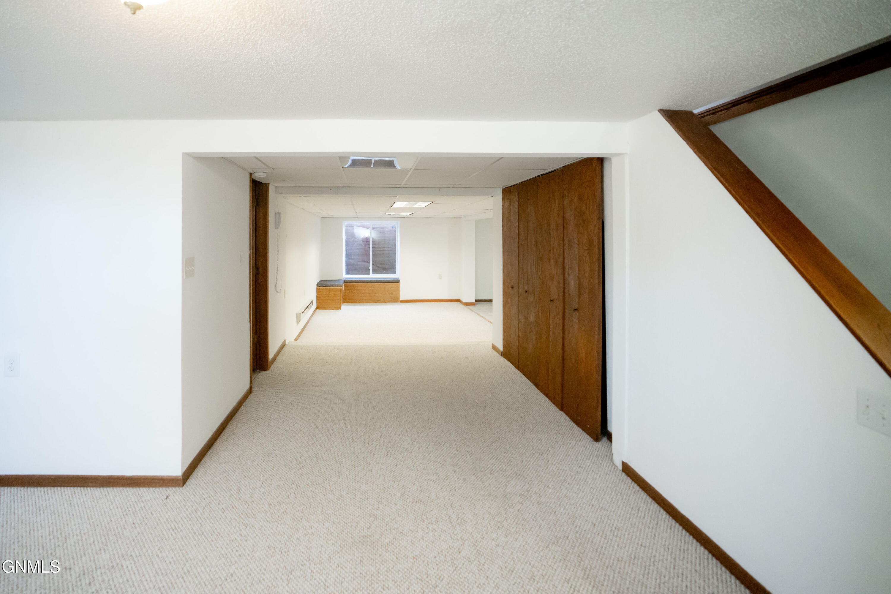 property viewer photo 31