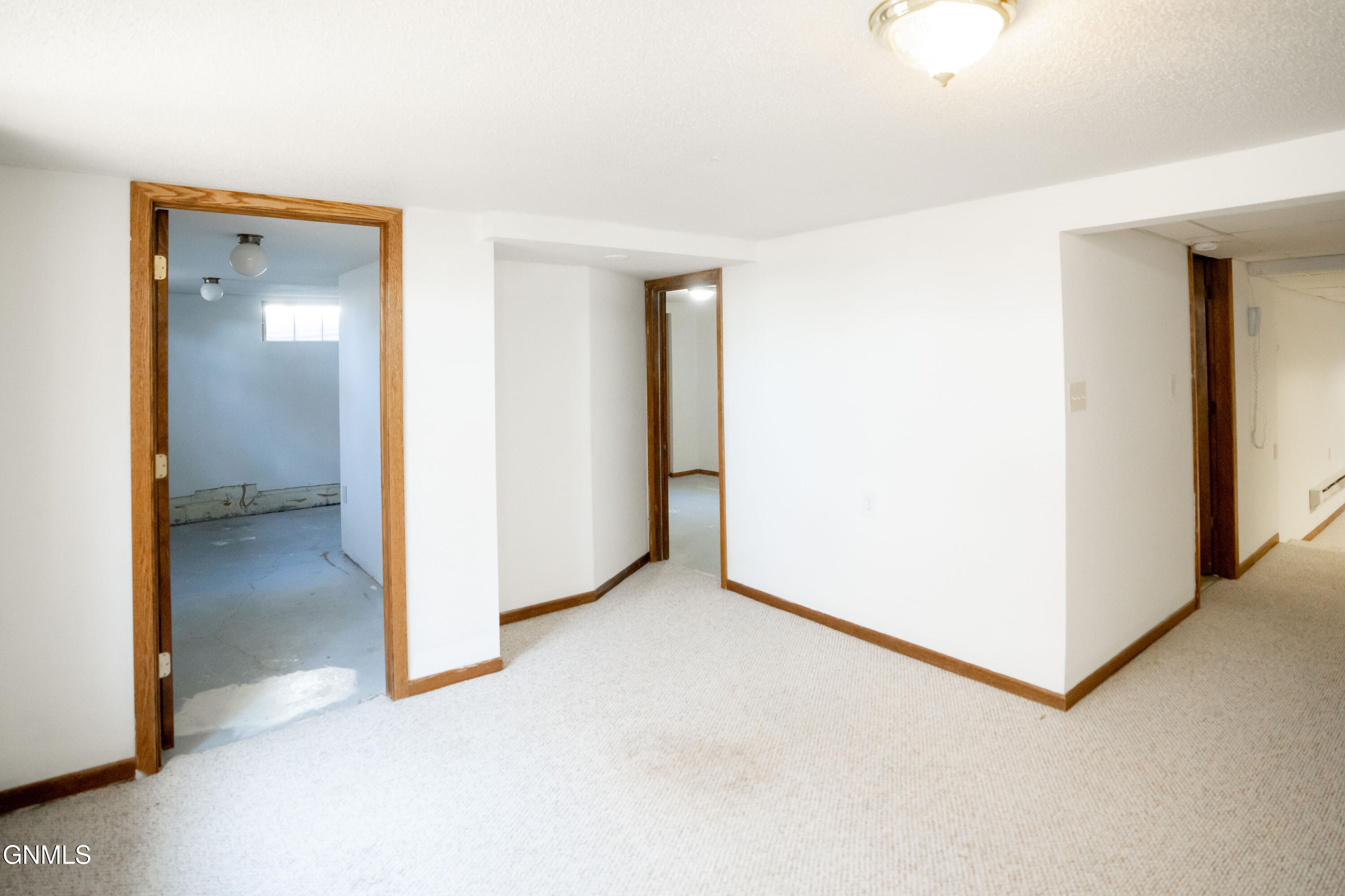 property viewer photo 32