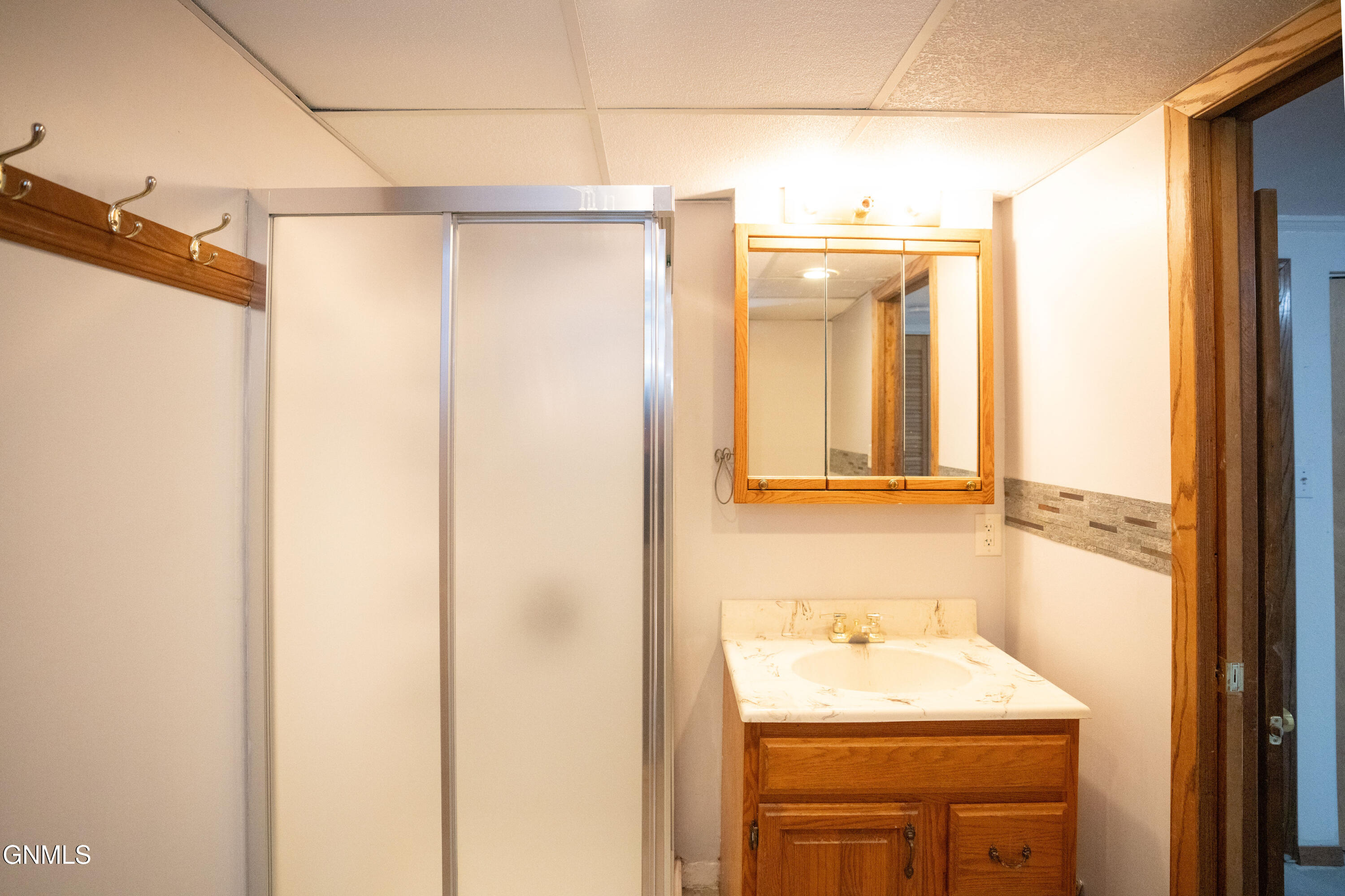 property viewer photo 35