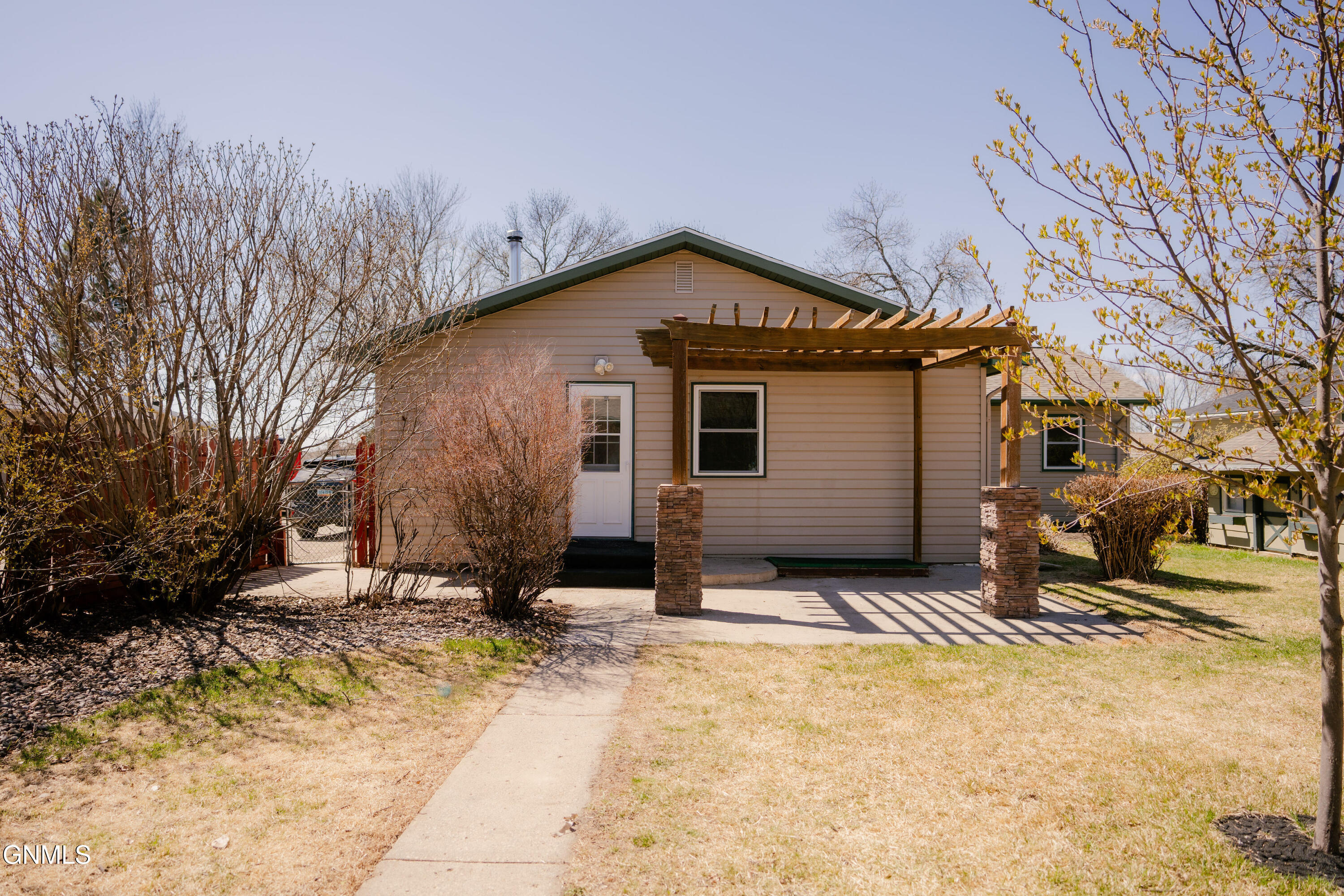 property viewer photo 42