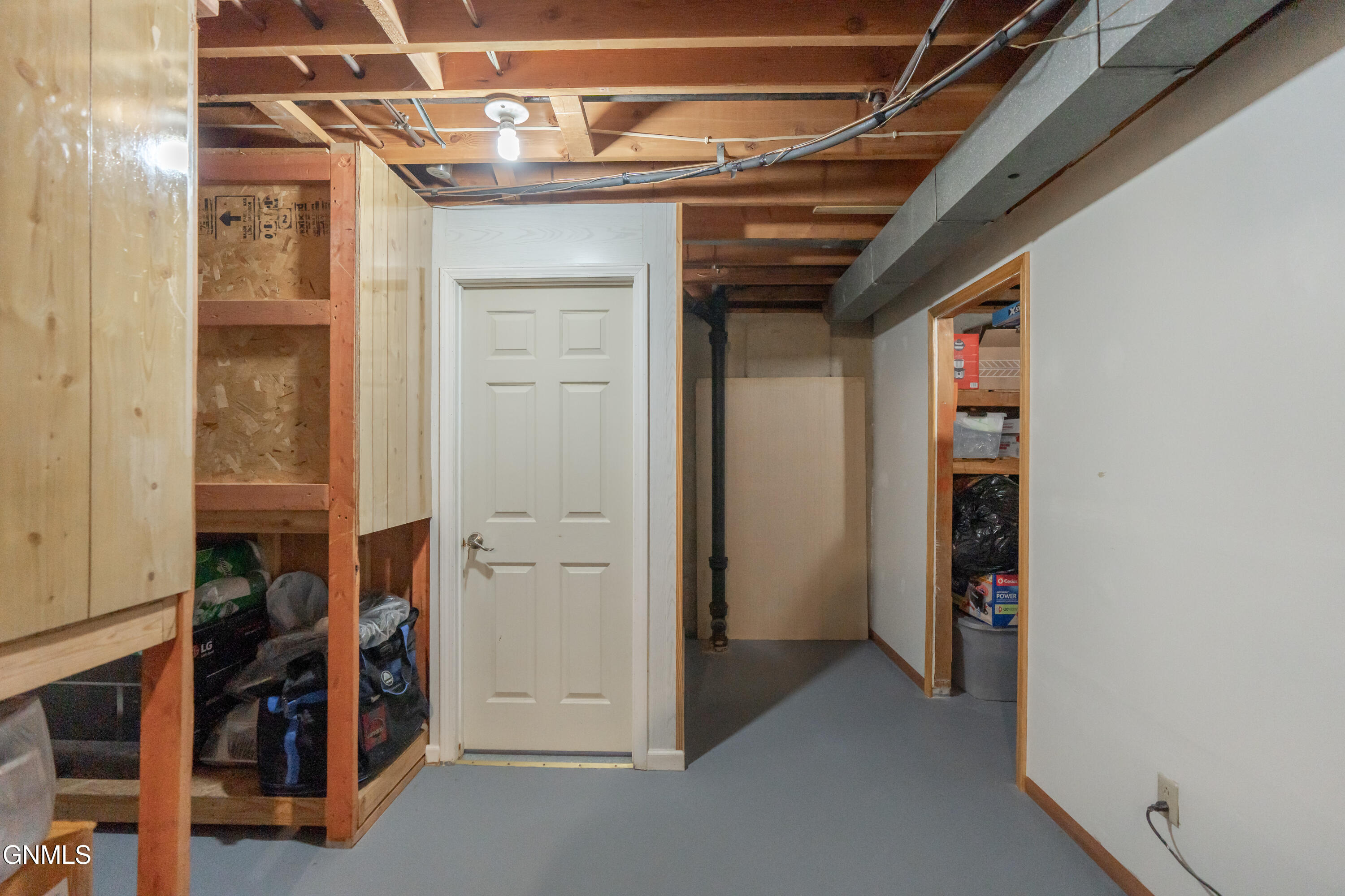 main property photo 44