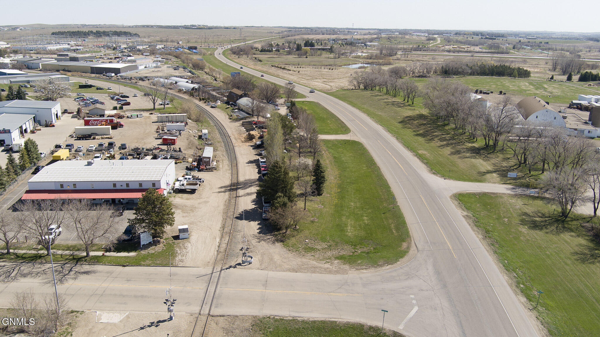 main property photo 34