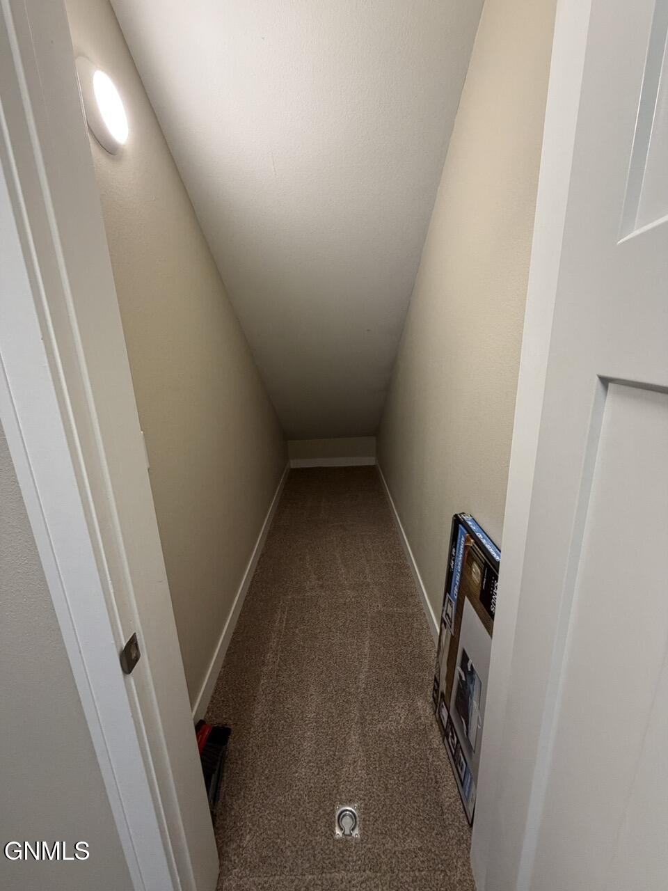 property viewer photo 16