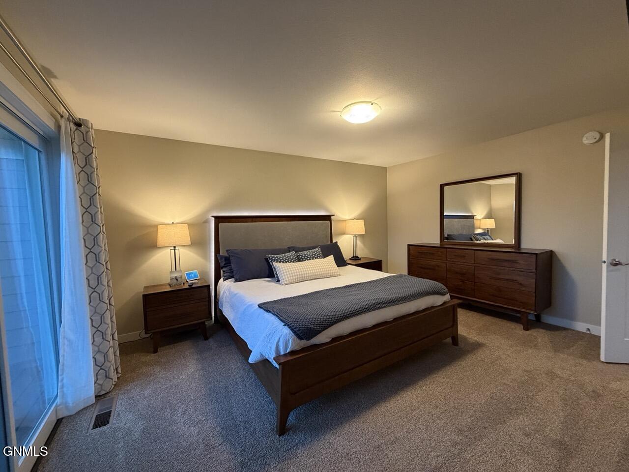 property viewer photo 20