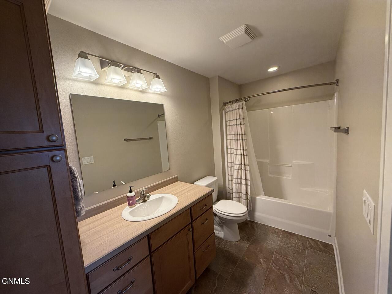 property viewer photo 31
