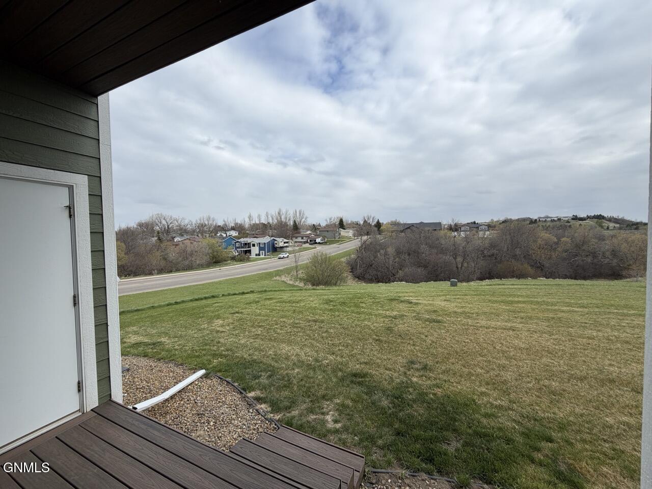 property viewer photo 35