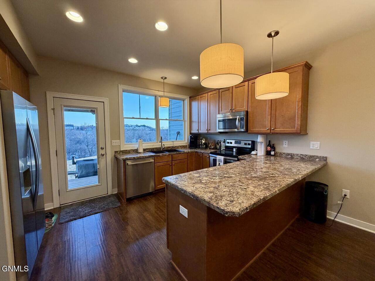 property viewer photo 7