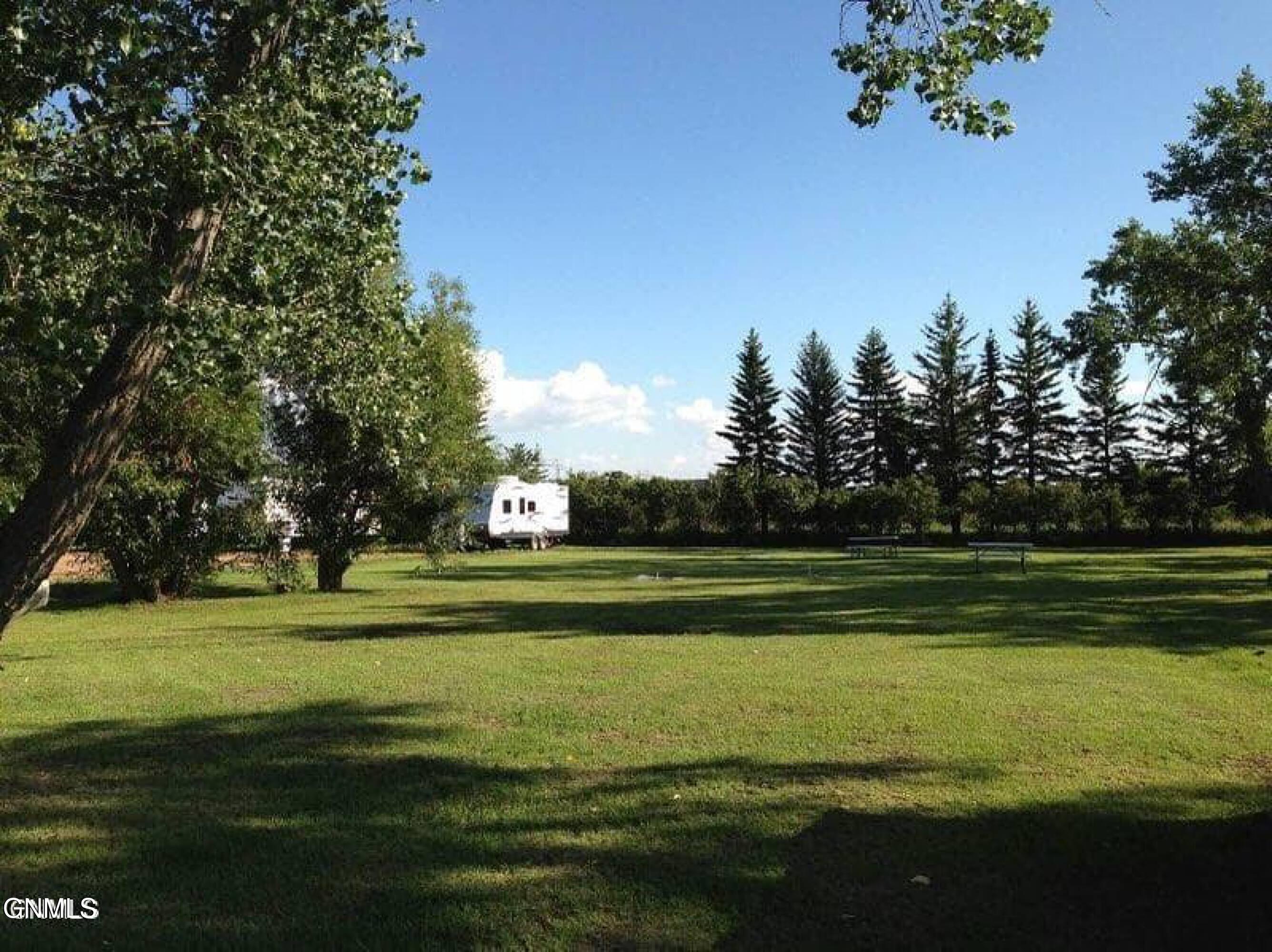 main property photo 11