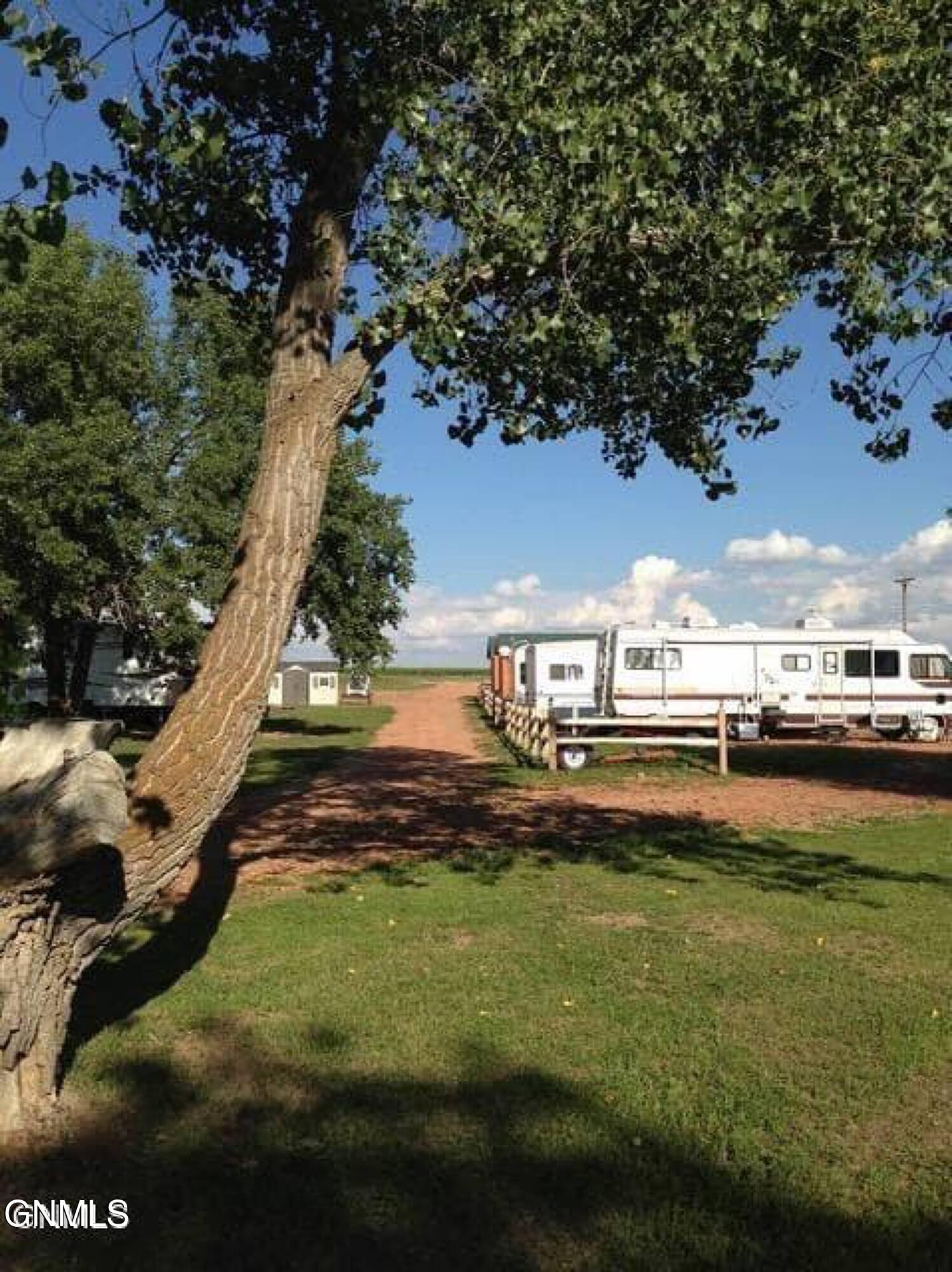 main property photo 12