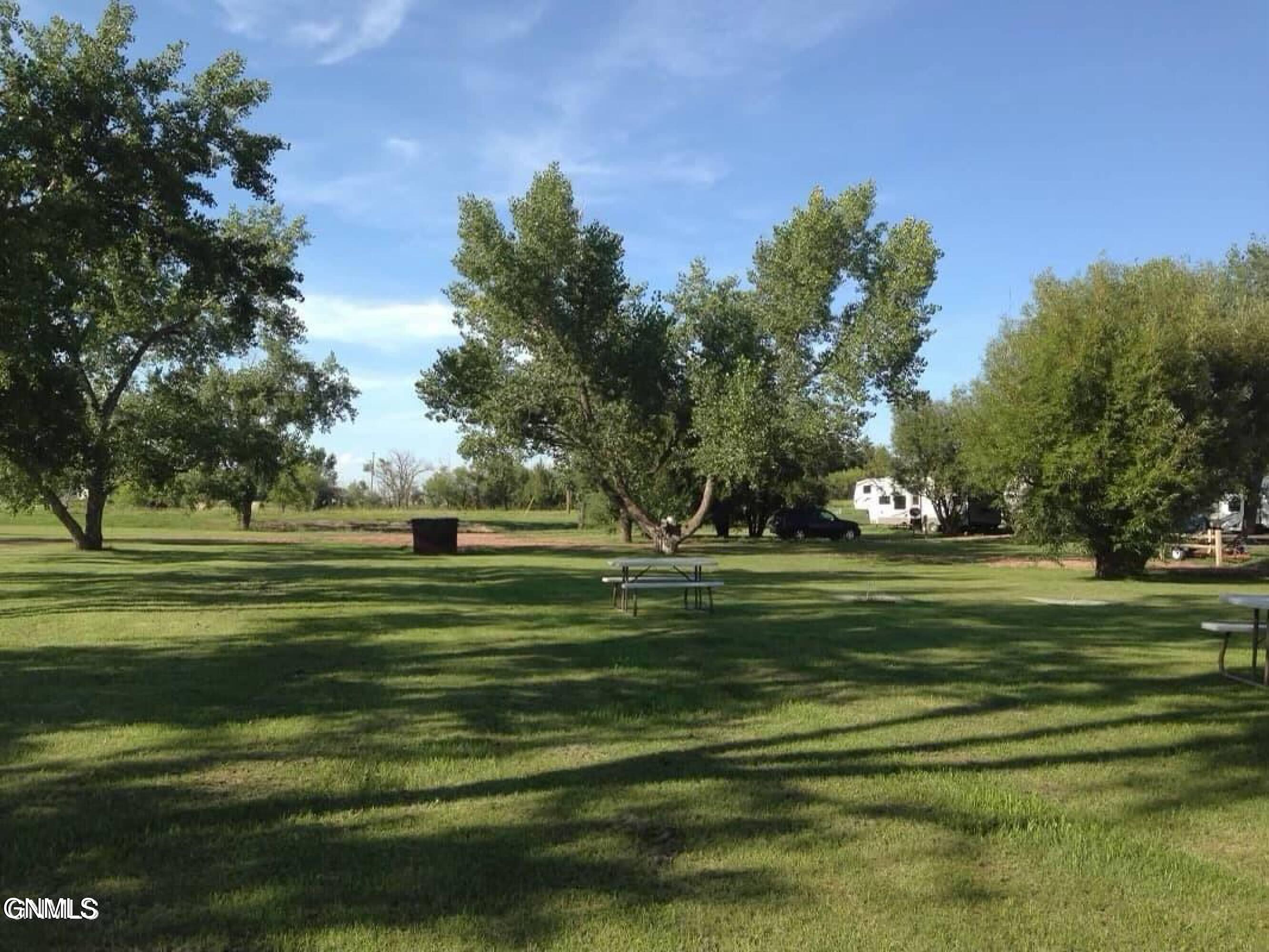 main property photo 9