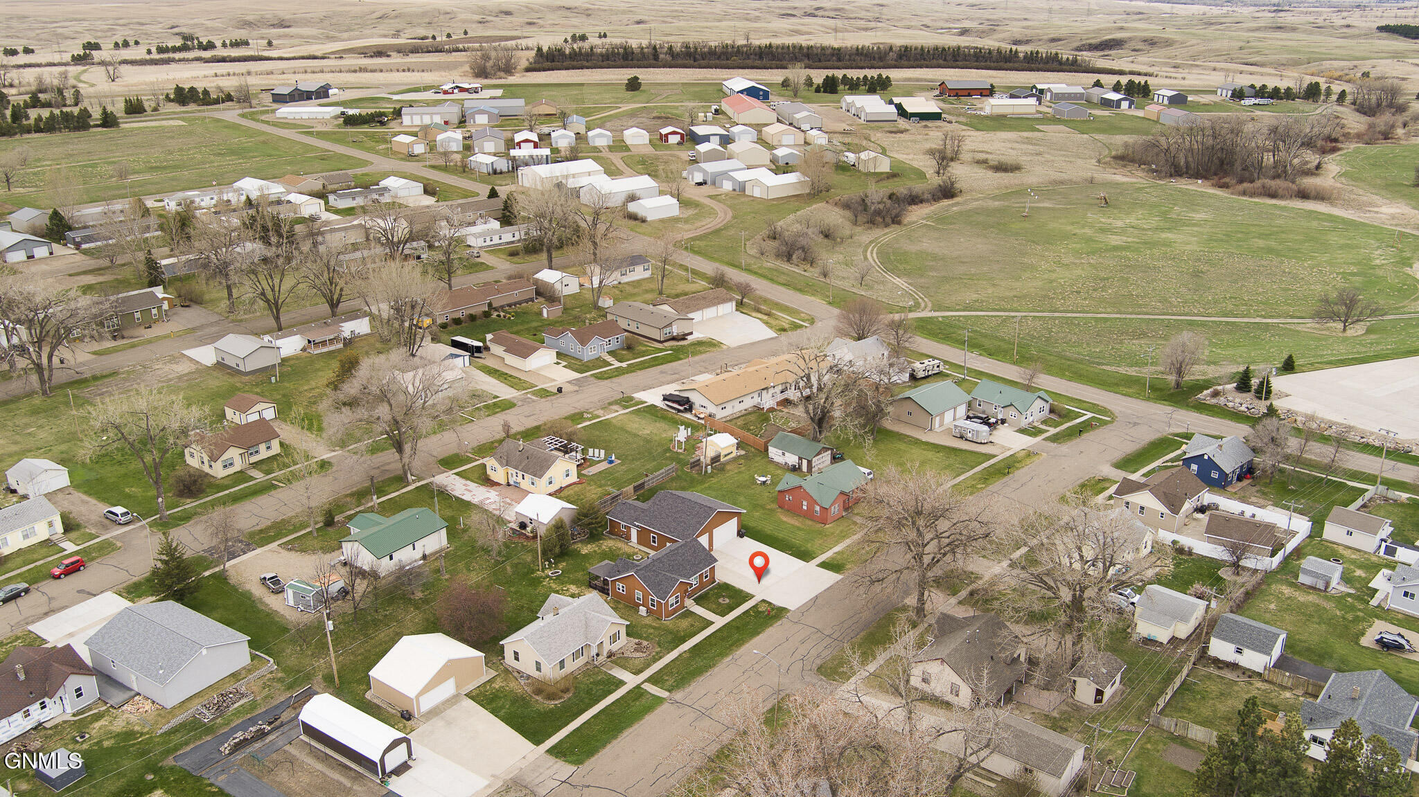 main property photo 33