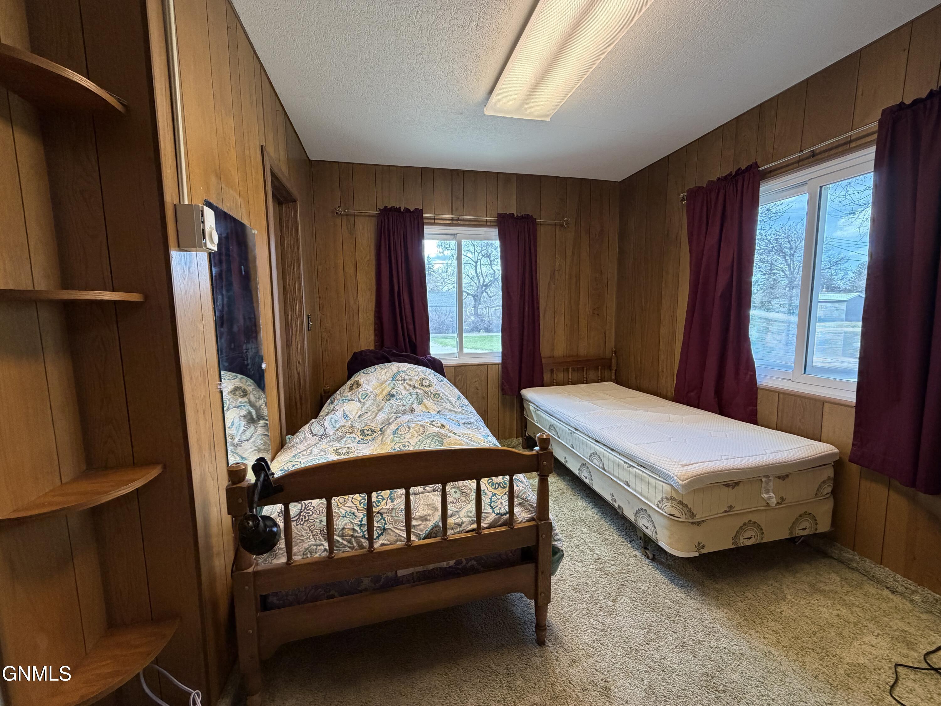 property viewer photo 16