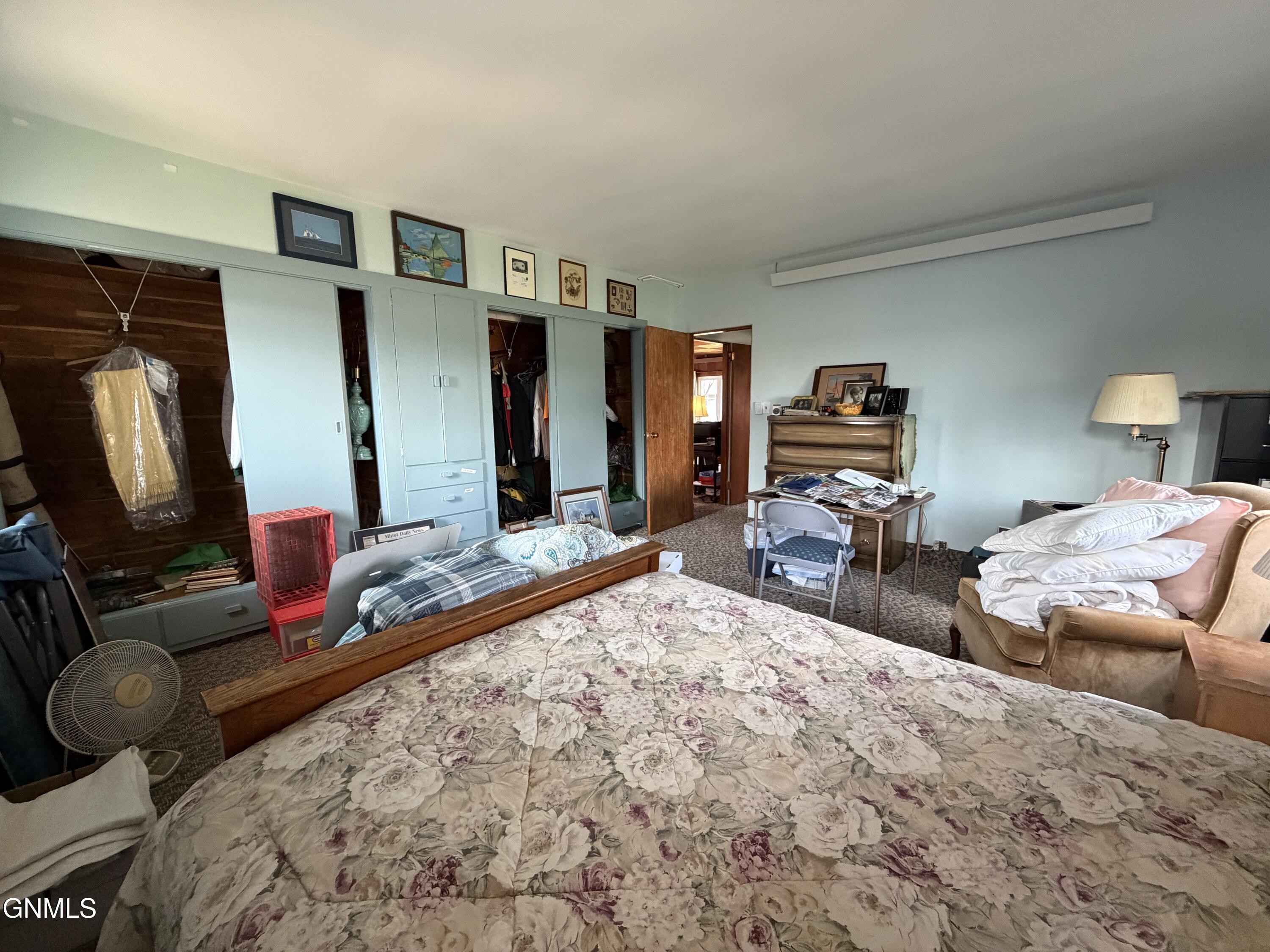 property viewer photo 18