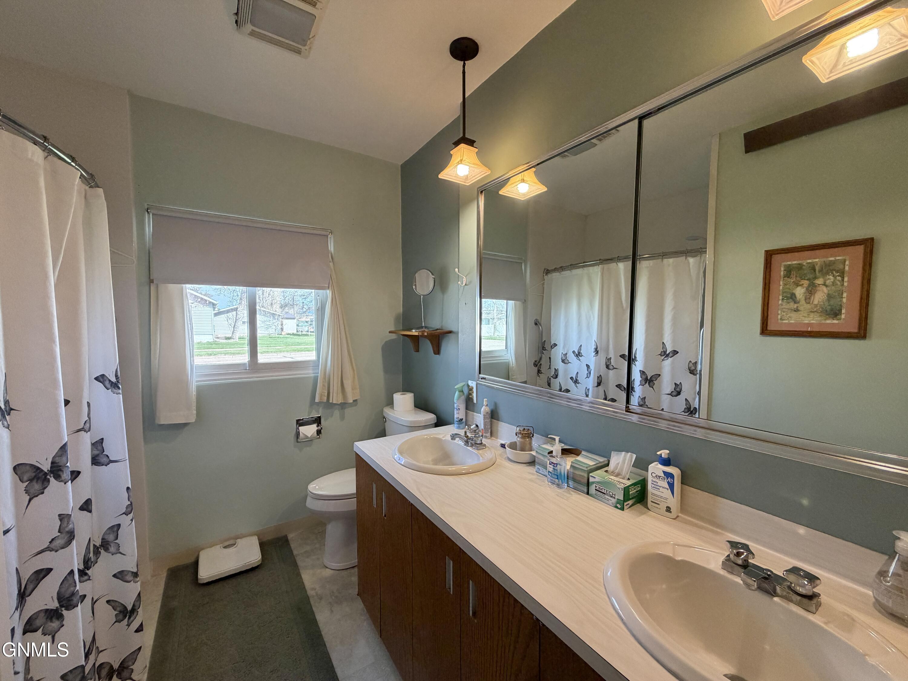 property viewer photo 19