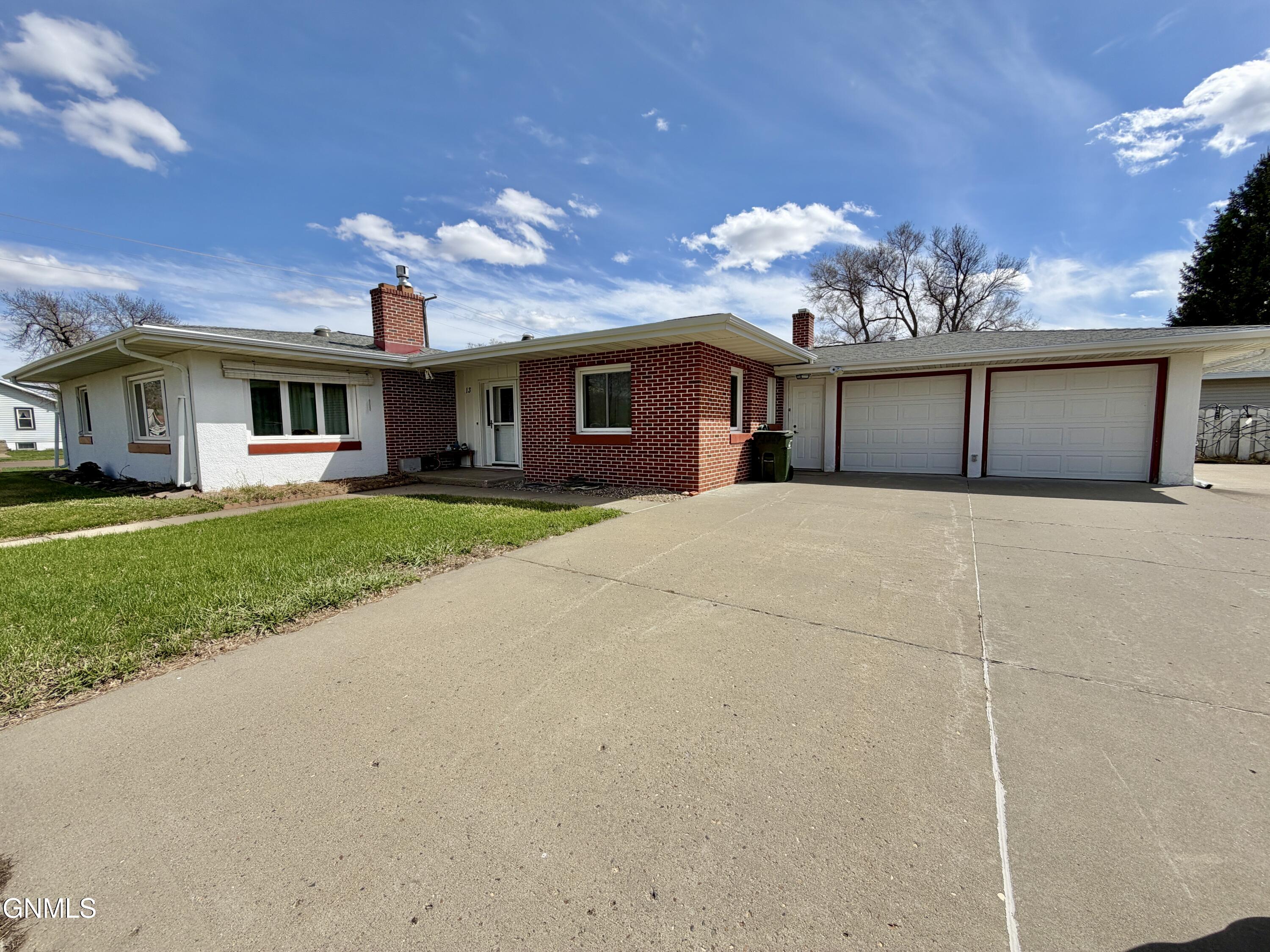 property viewer photo 2