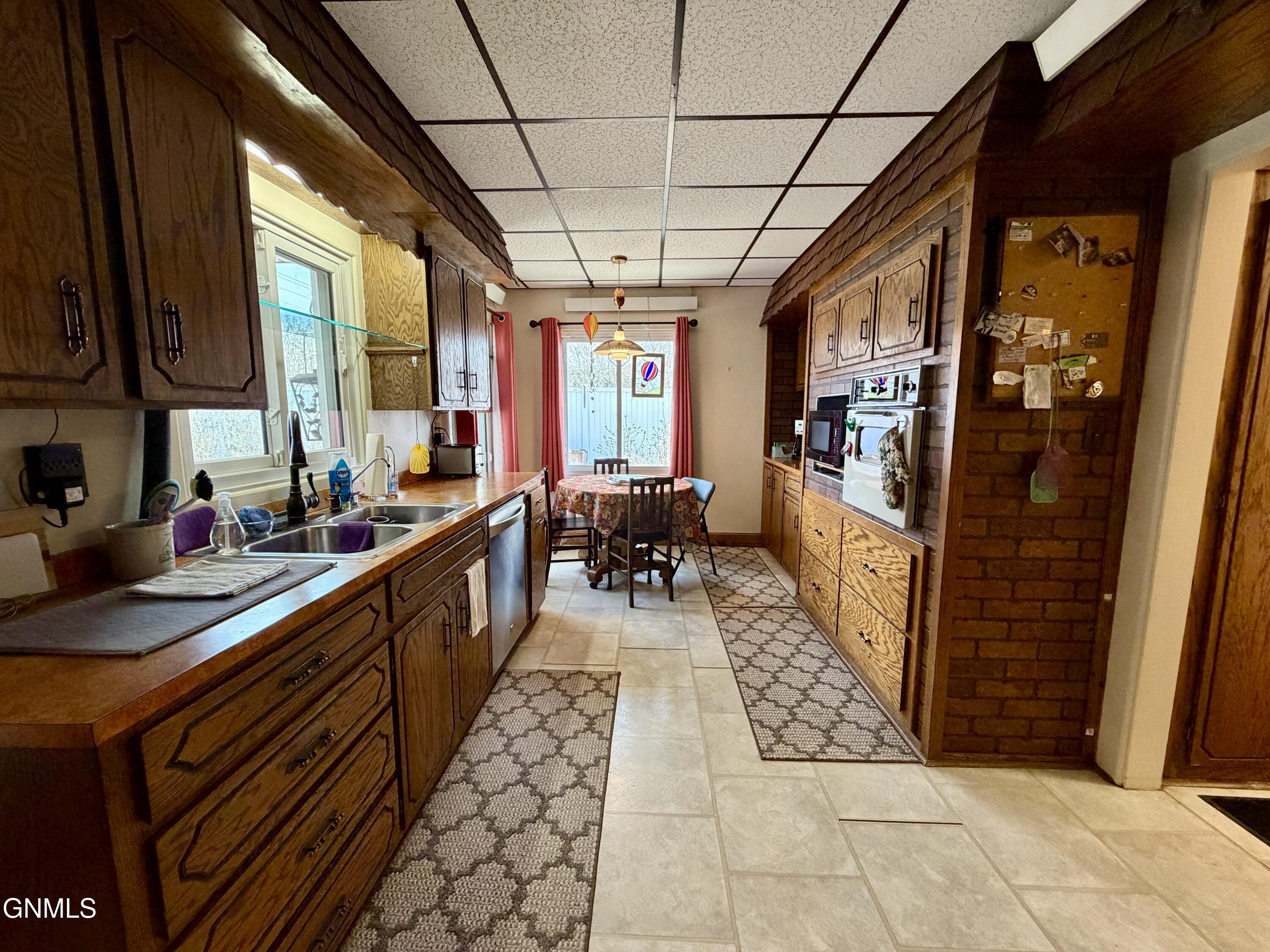property viewer photo 24
