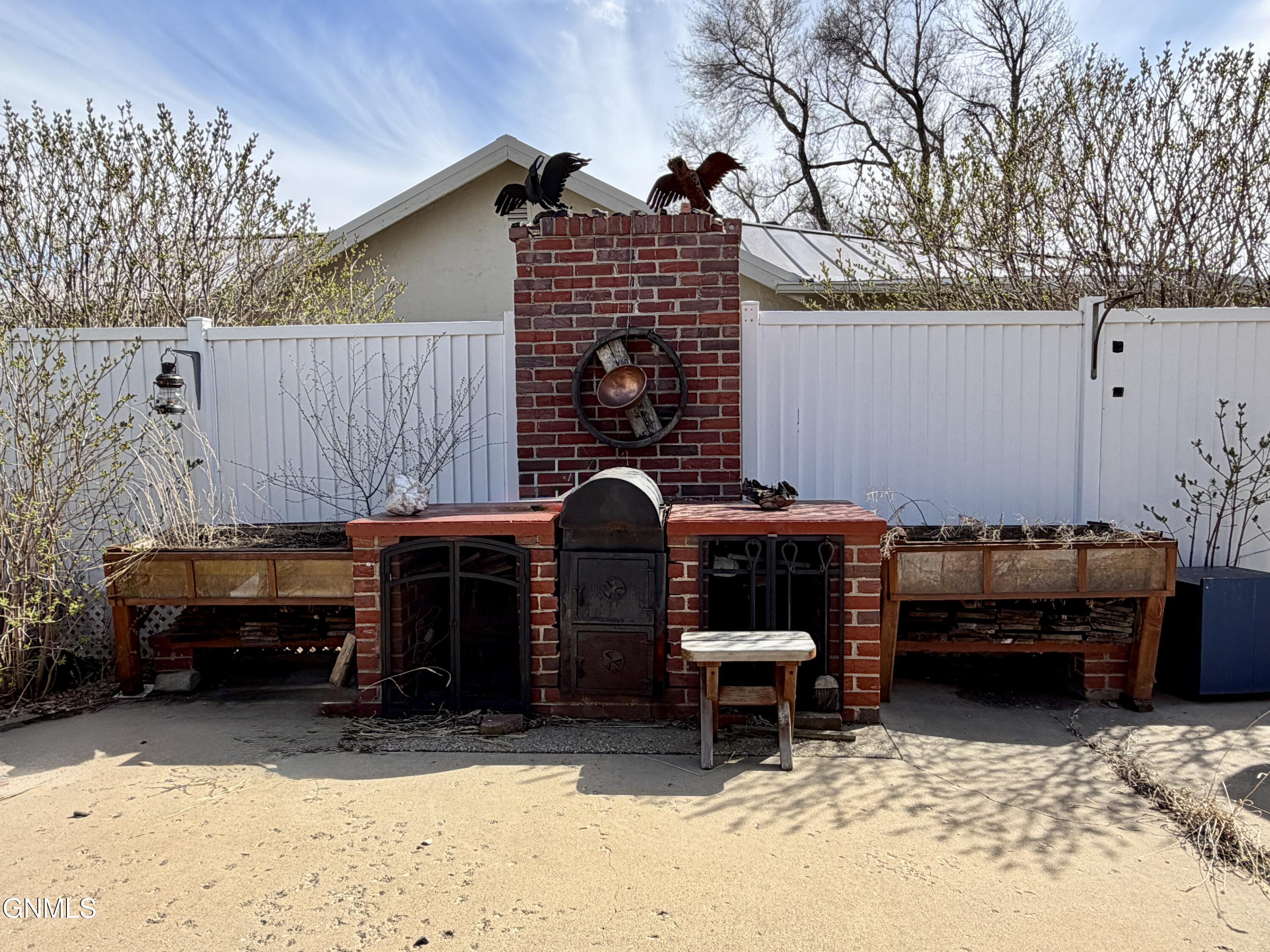 property viewer photo 41