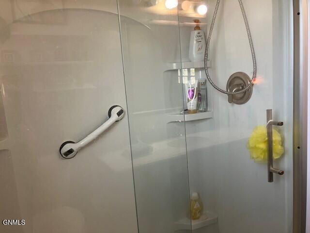 property viewer photo 10