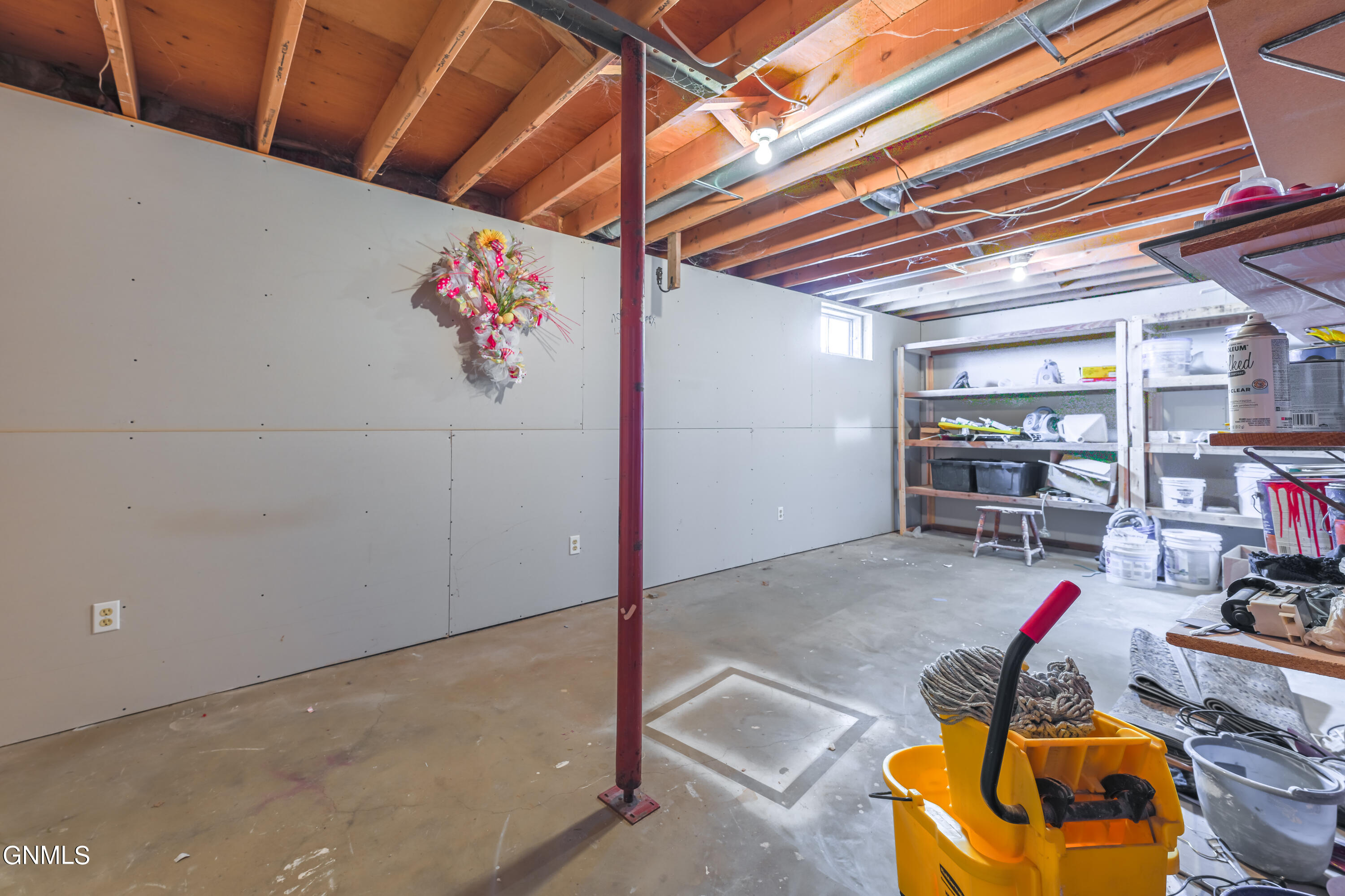 property viewer photo 18