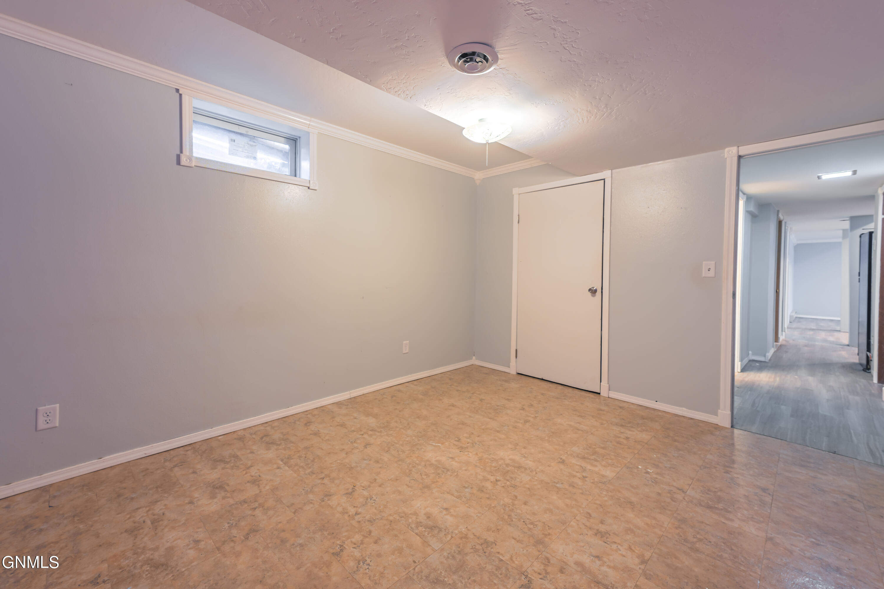 property viewer photo 22