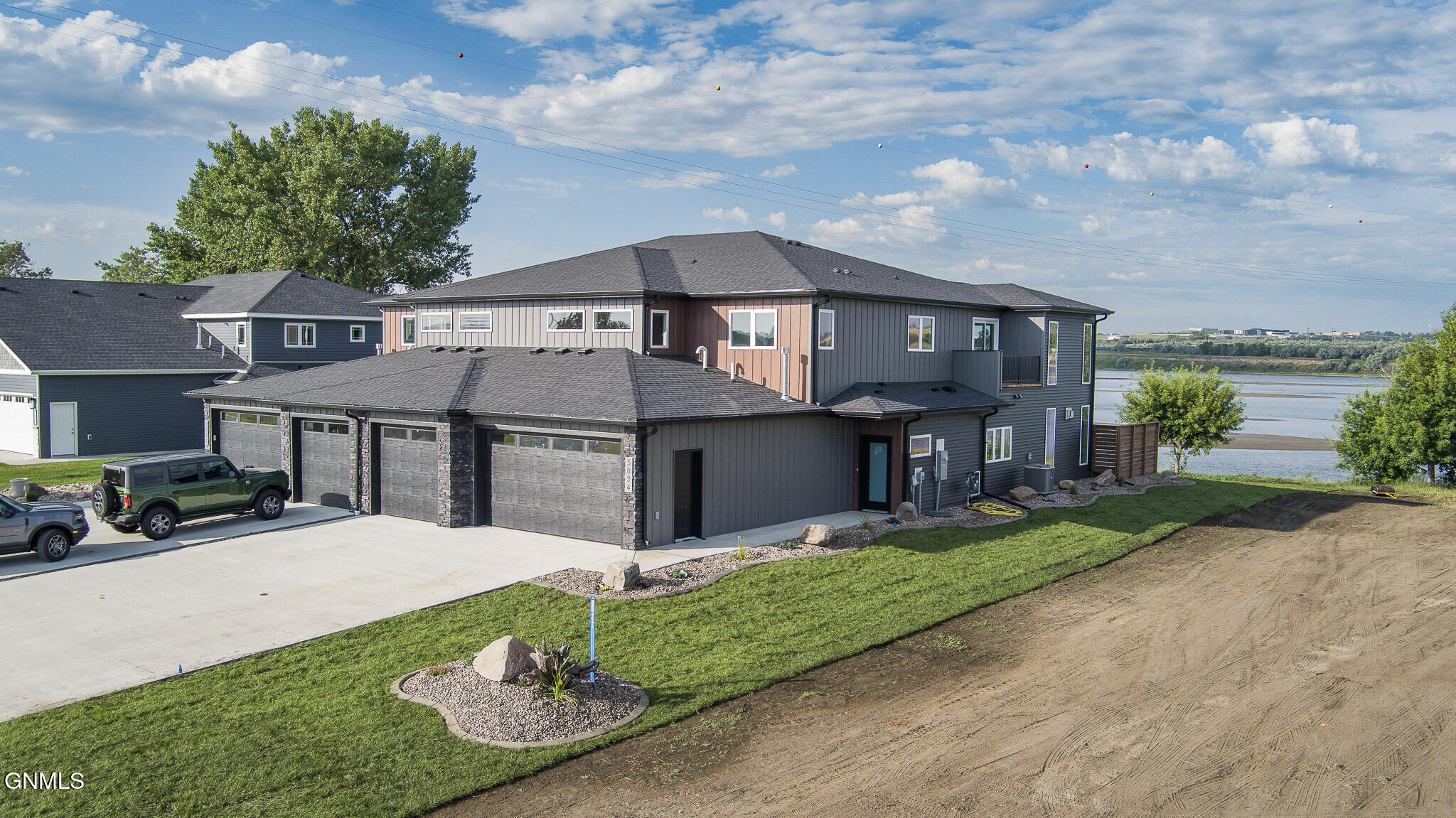 main property photo 61