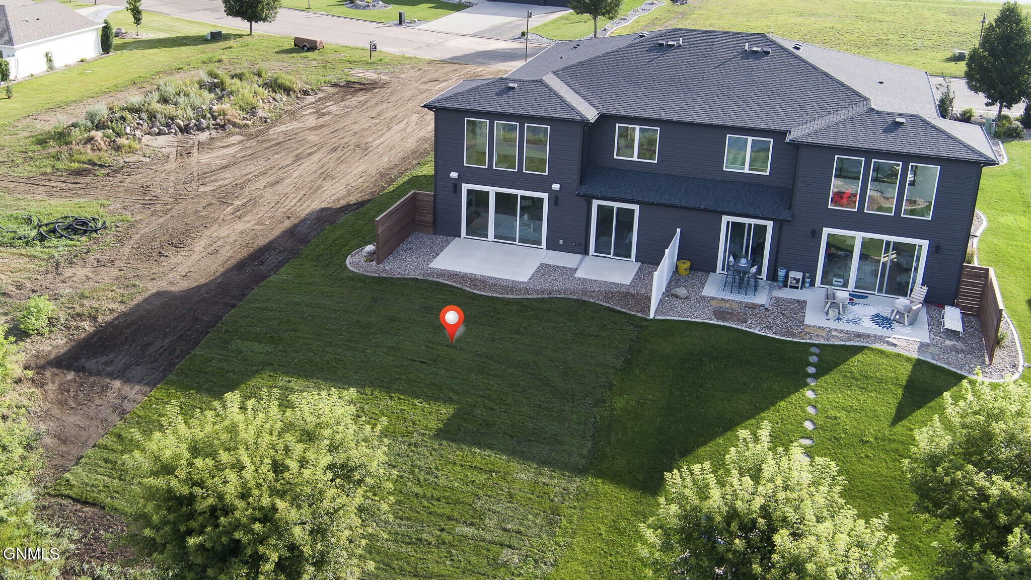 main property photo 76