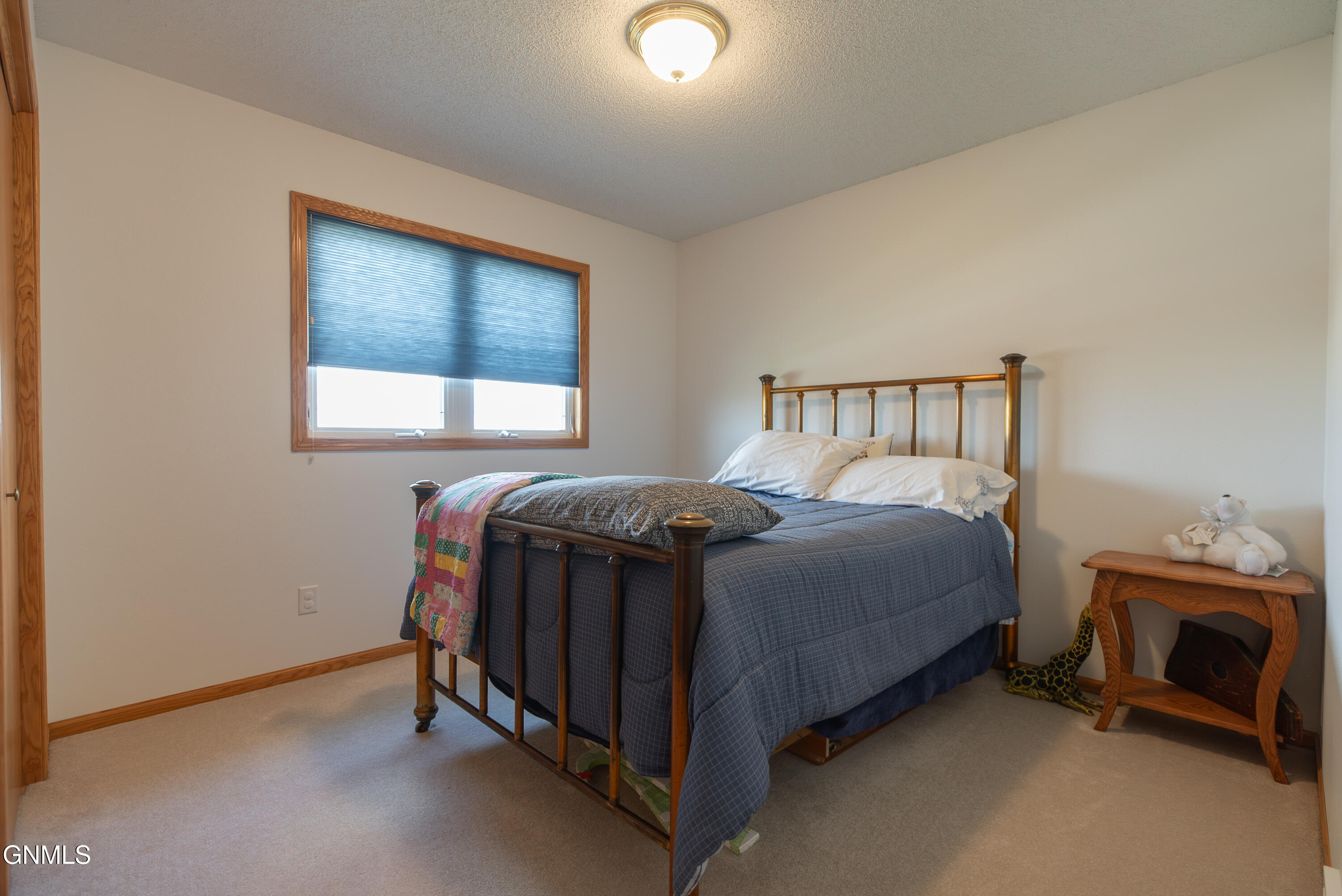 property viewer photo 12