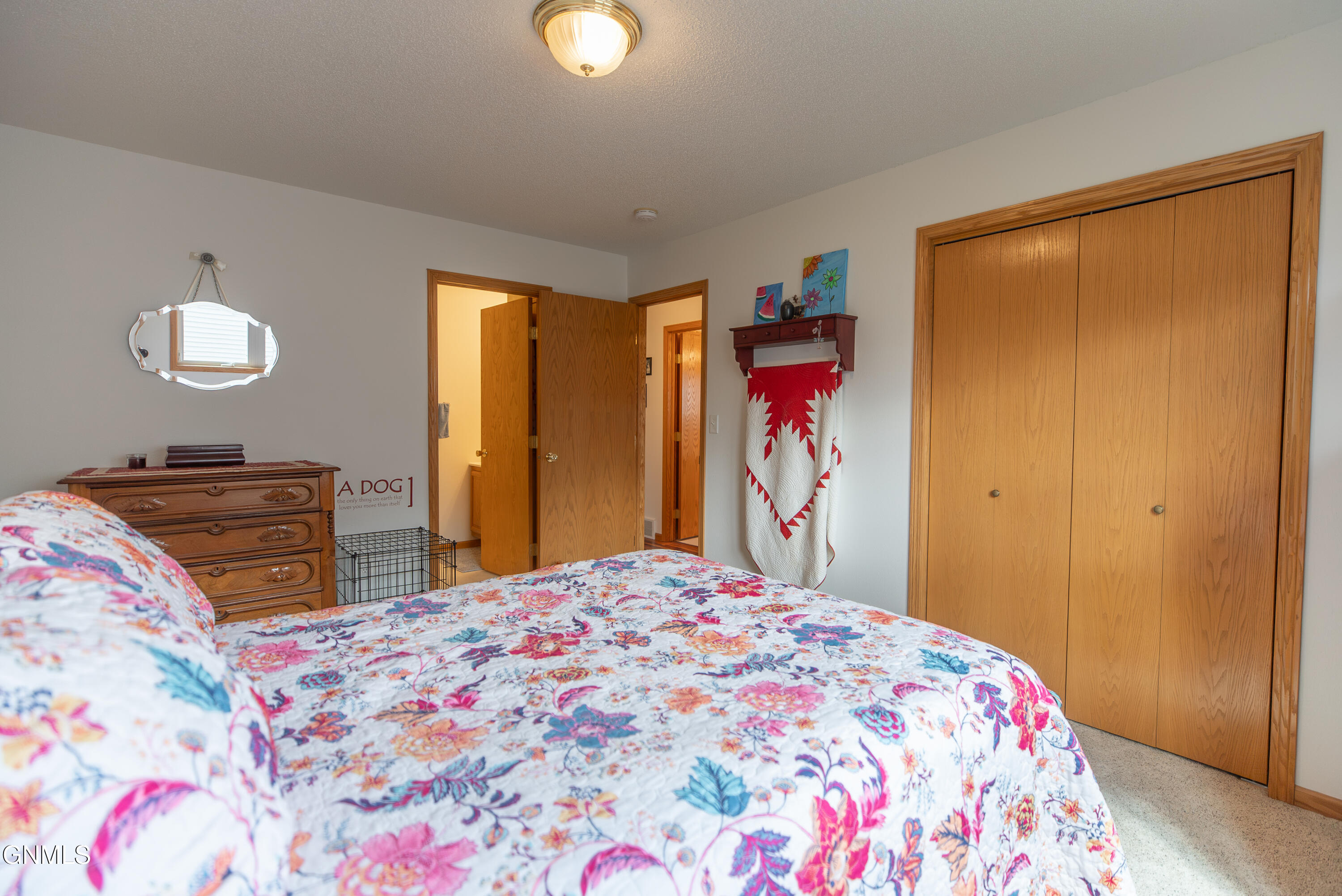 property viewer photo 15