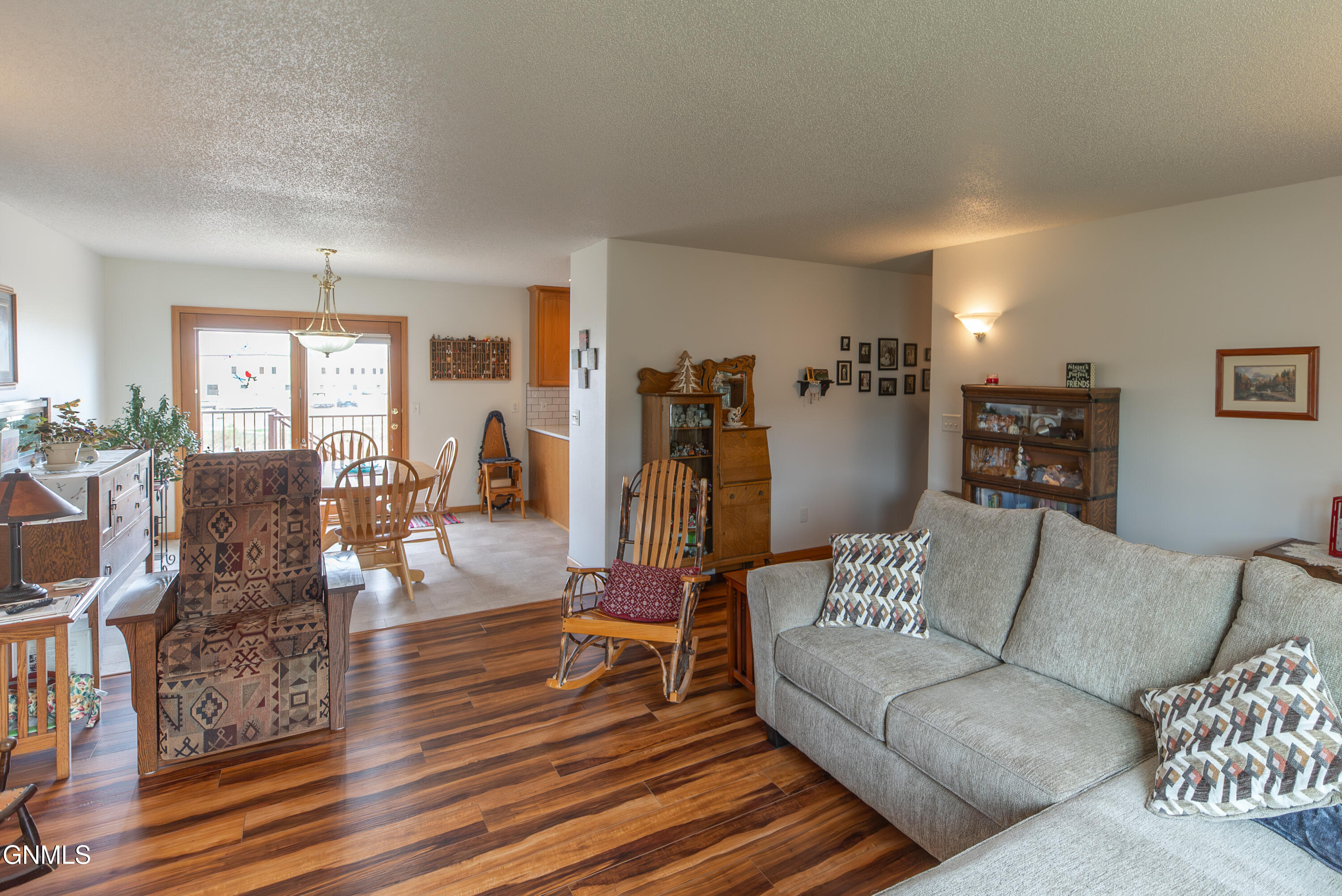 property viewer photo 29
