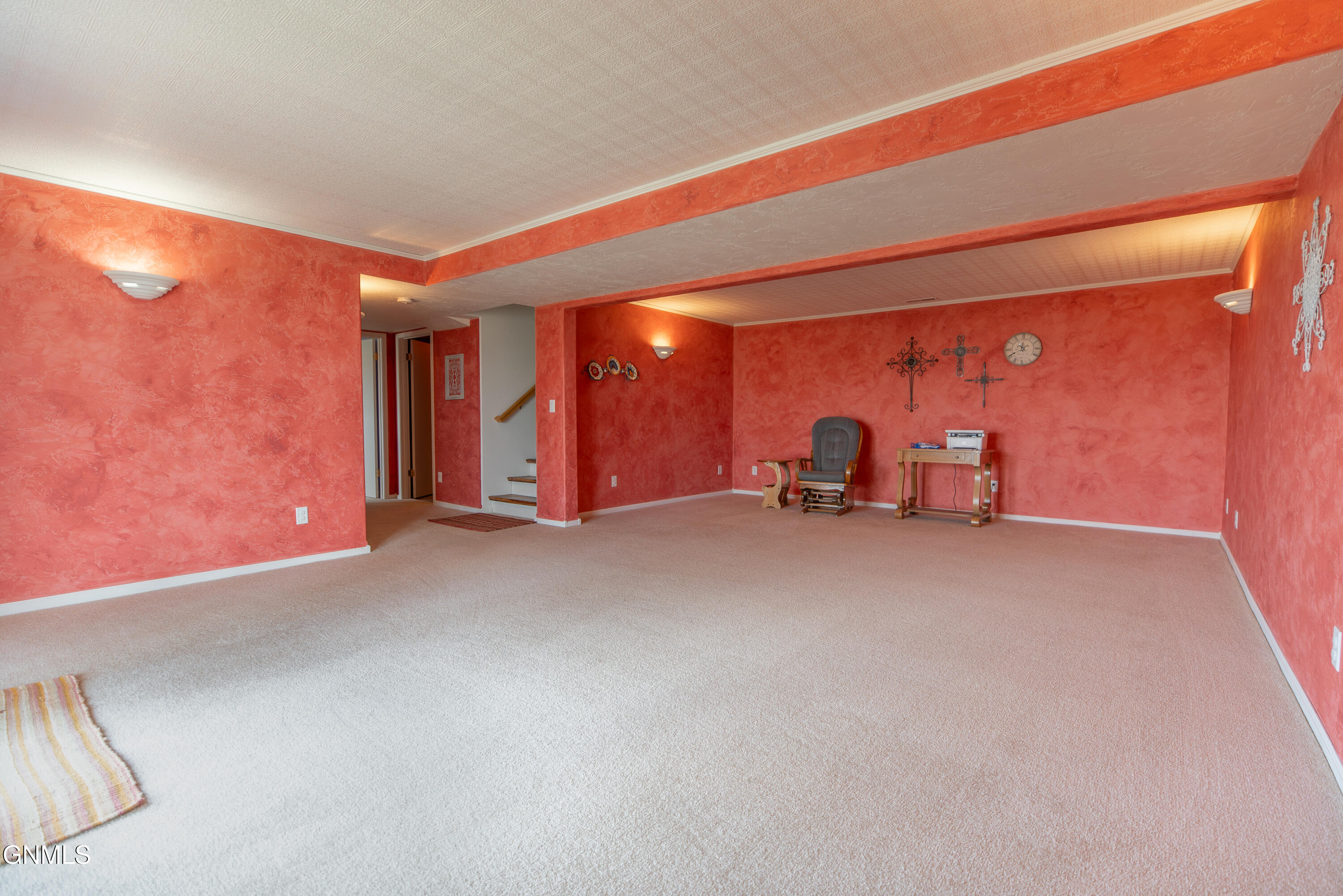 property viewer photo 32